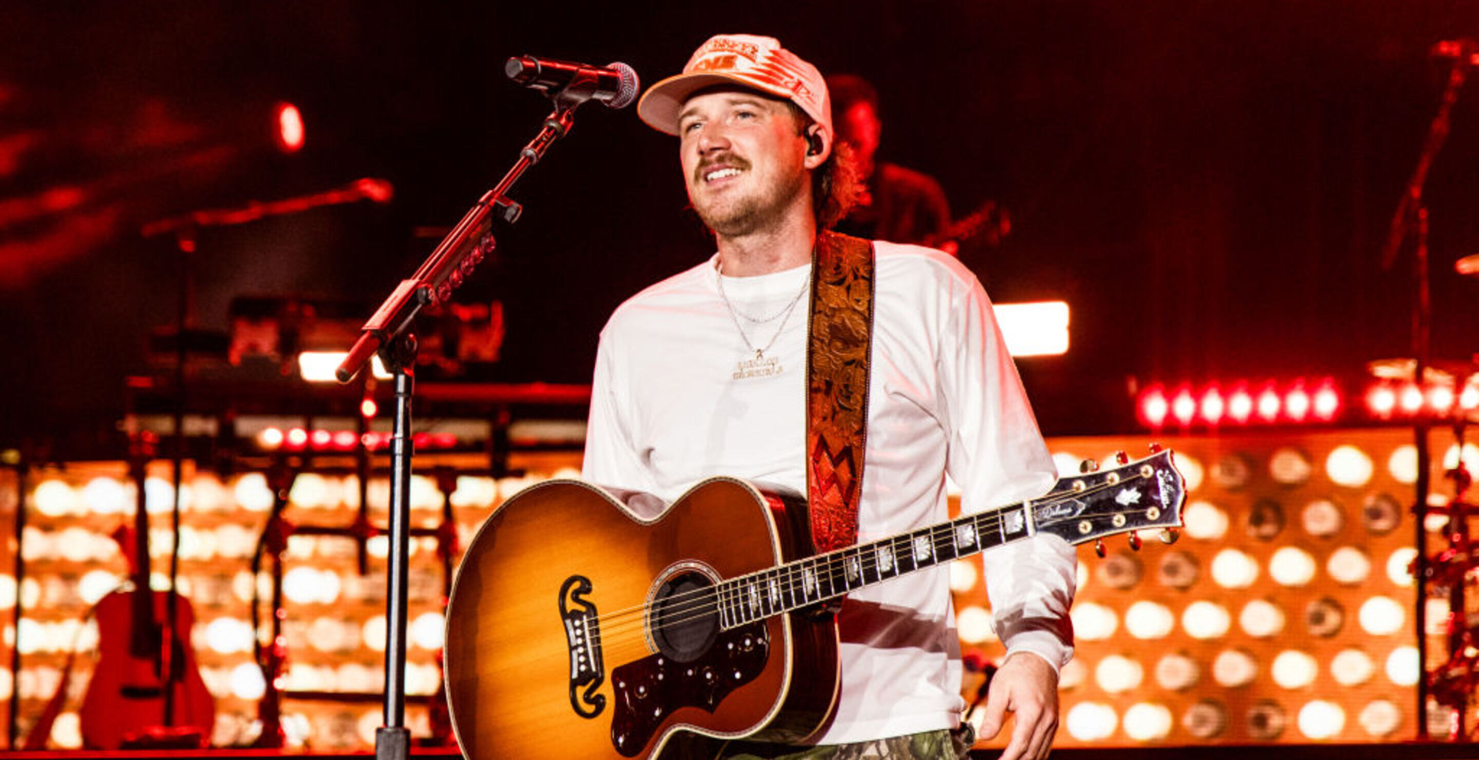 morgan wallen breaks silence but ignores CMA win