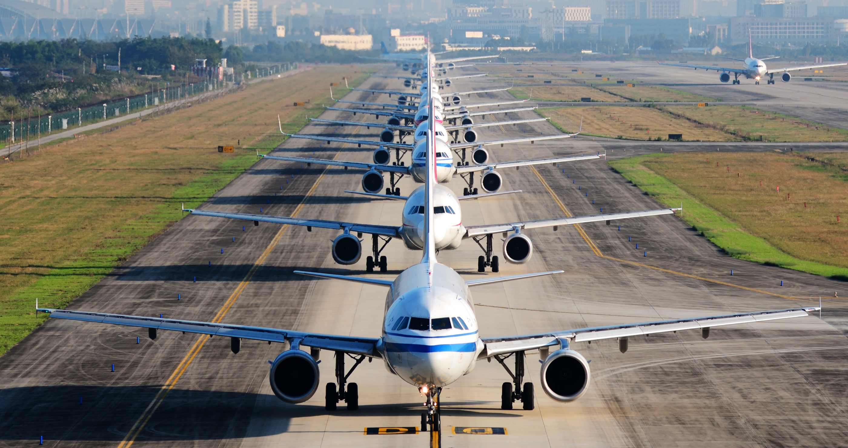 two planes collide on runway