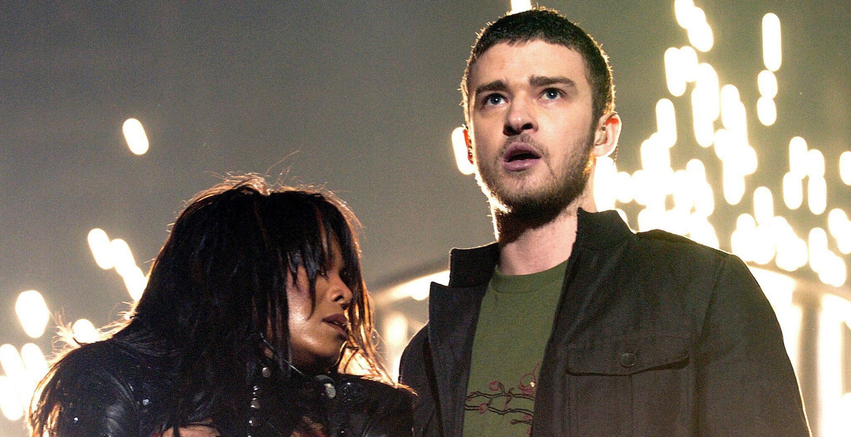 5 Of The Worst Halftime Super Bowl Shows Of All Time