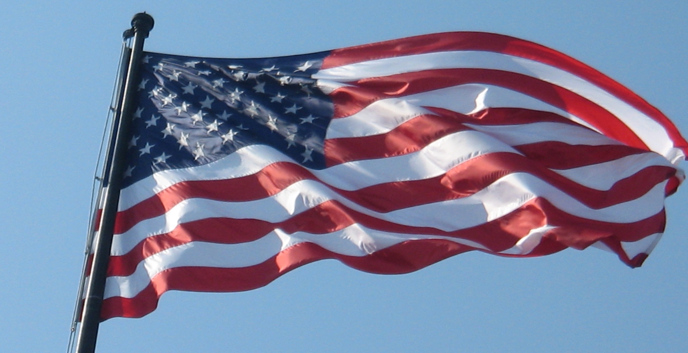 Camping World Refuses To Take Down Giant American Flag Despite Massive Fines