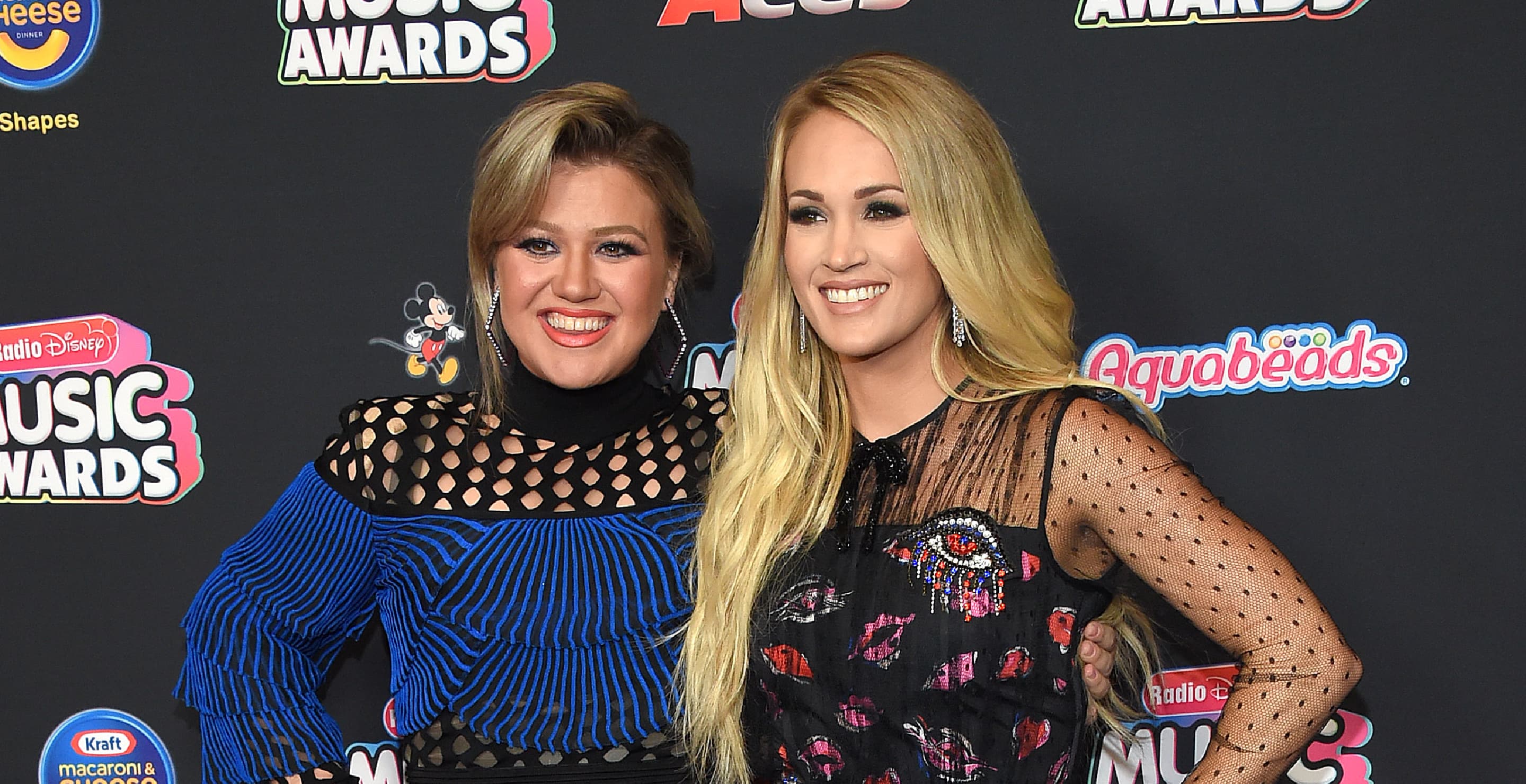 Kelly Clarkson and Carrie Underwood