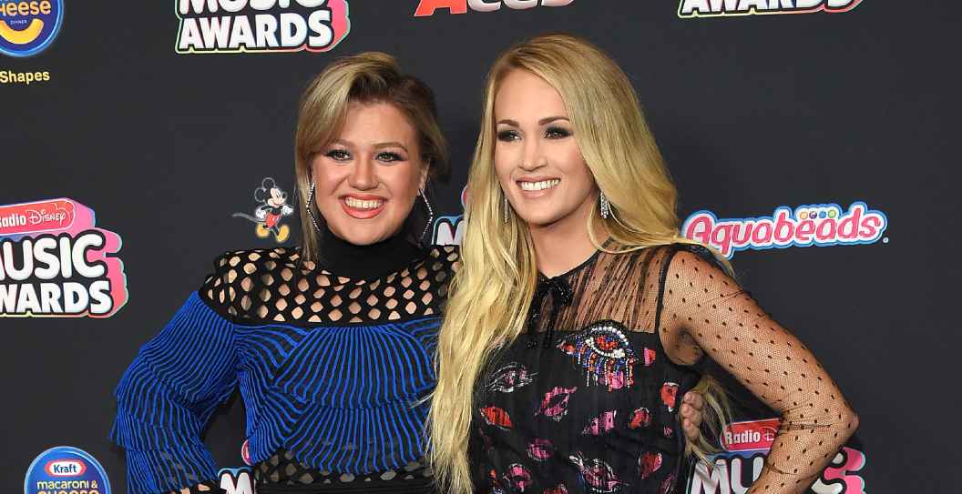 Kelly Clarkson and Carrie Underwood