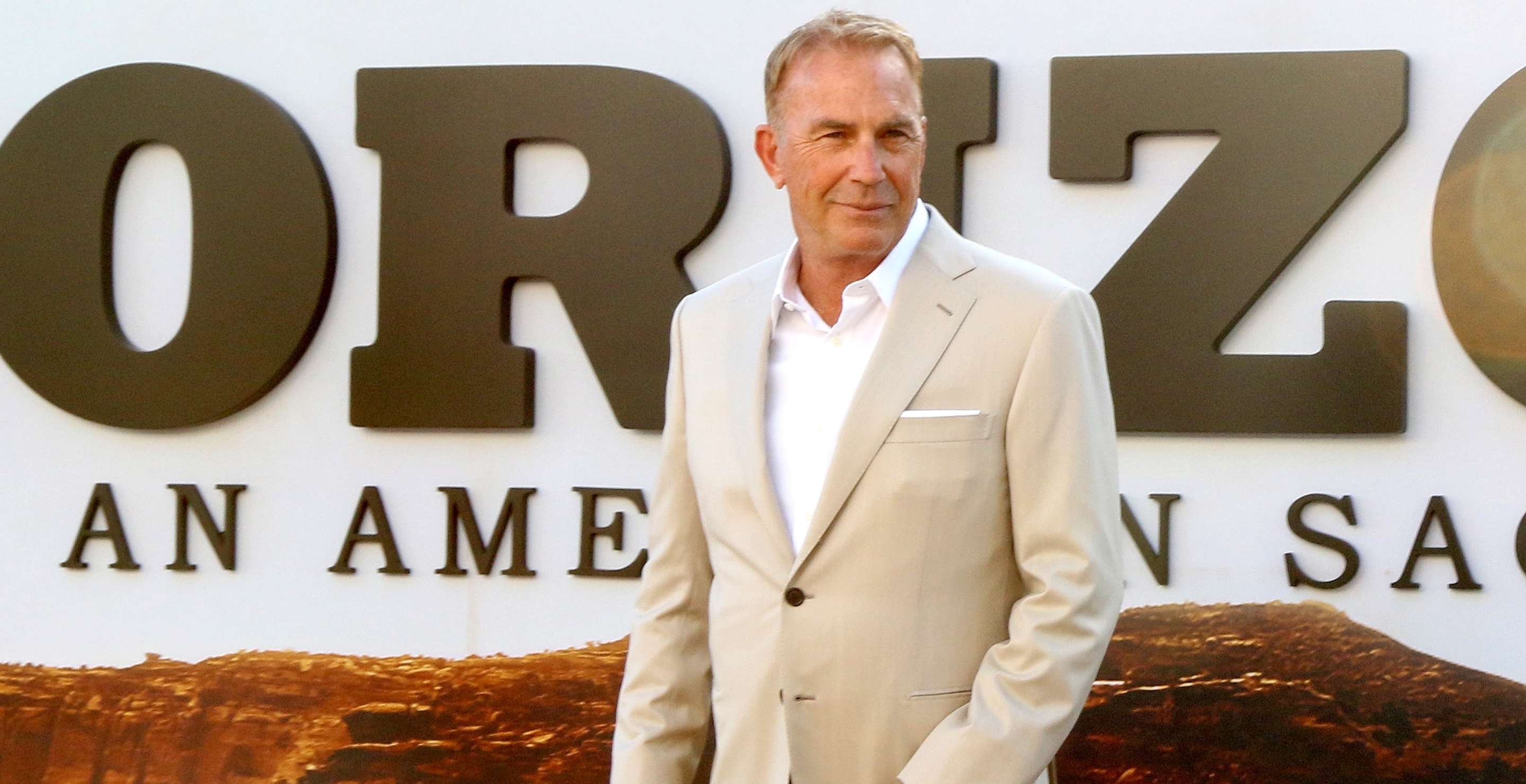 Kevin Costner Rumored to Be Moving Onto Jennifer Lopez After Her Divorce