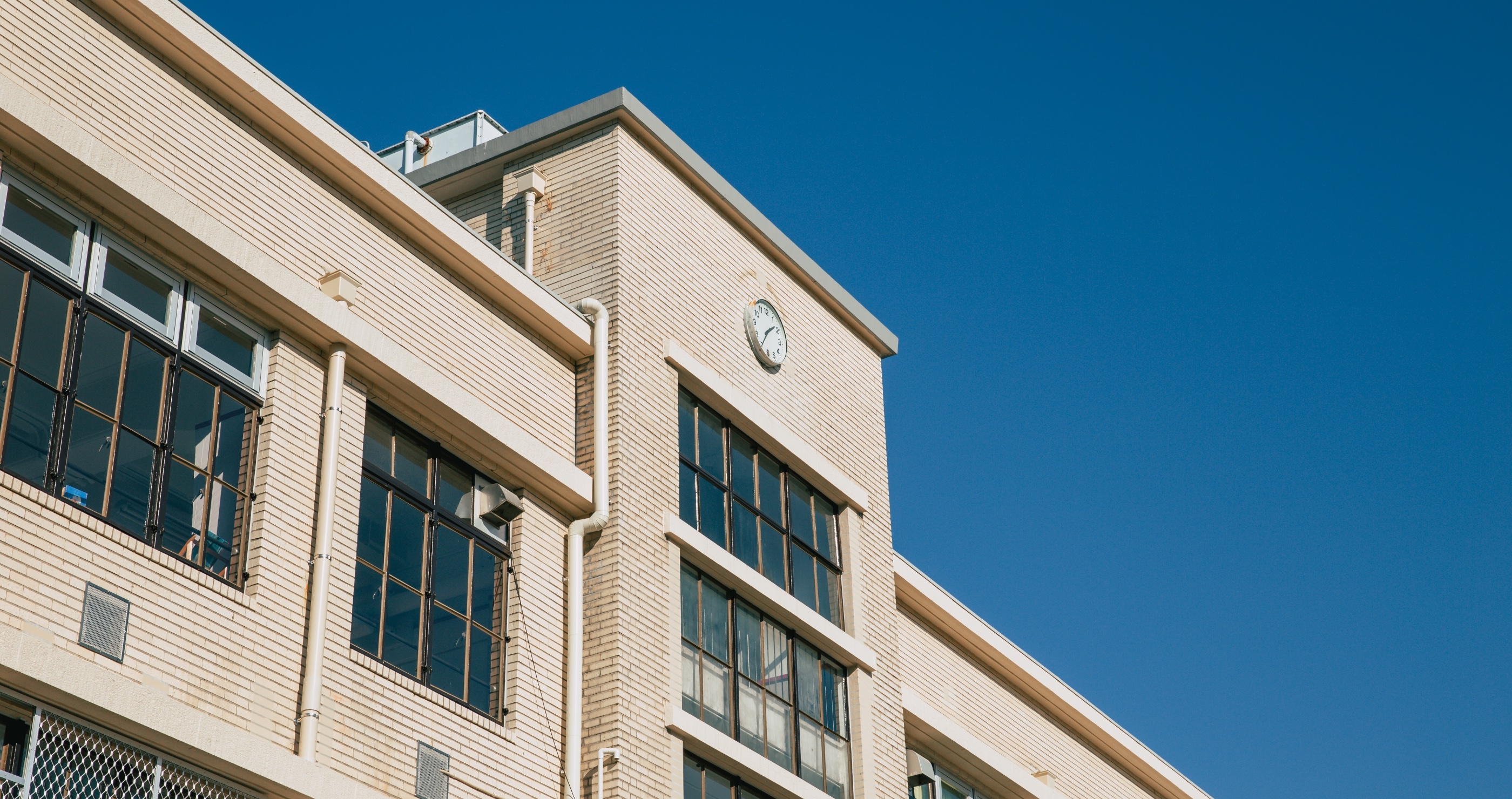 New jersey teacher arrested for making terrorism threats to school