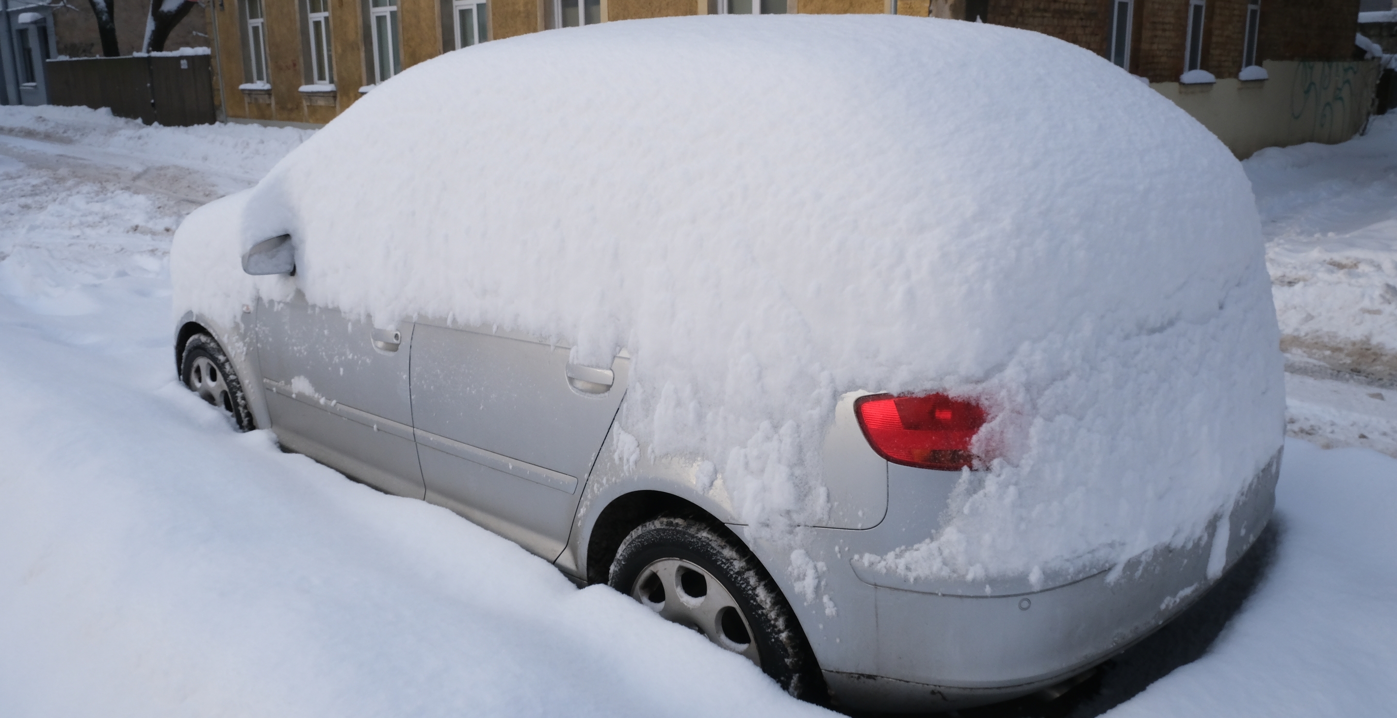 Texas Father Accused Of Using 3 Month Old To Wipe Snow From Windshield