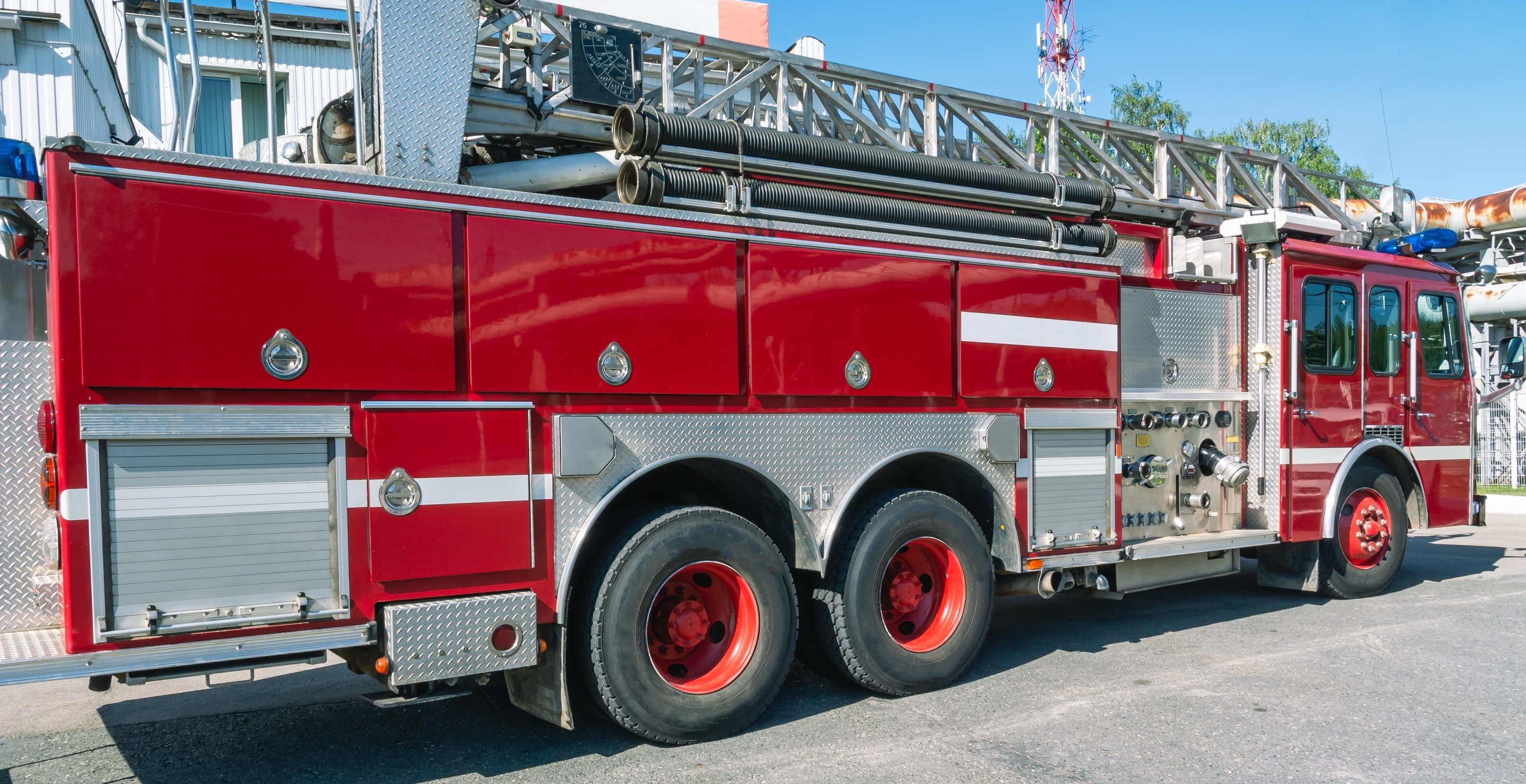 Two People Arrested For Buying Firetruck At Auction And Using It To Pretend To Be Firefighters