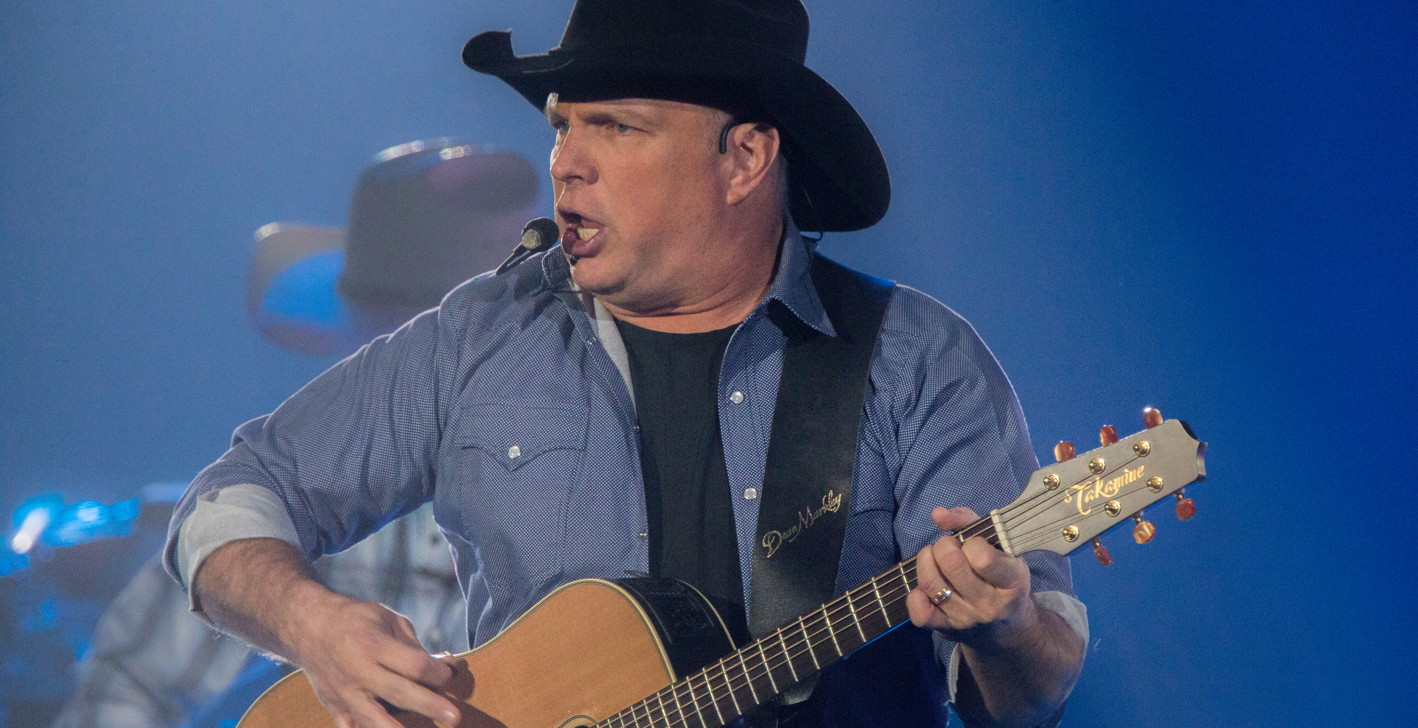 garth brooks album no fences appeared on spotify