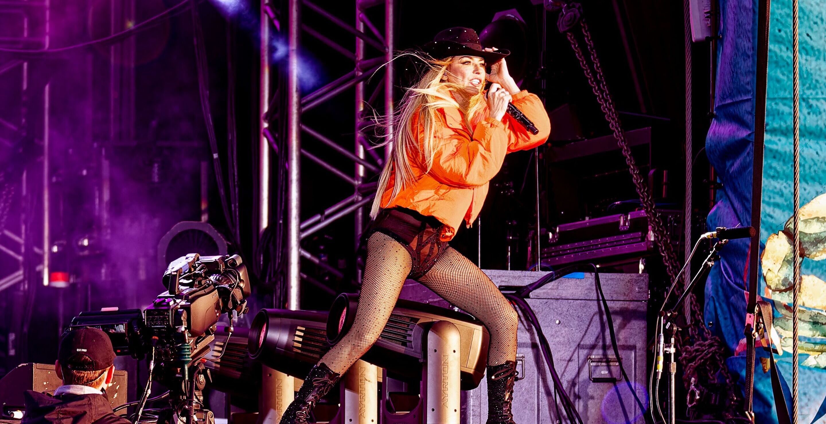 5 Classic Country Singers You Didn't Realize Went By Stage Names