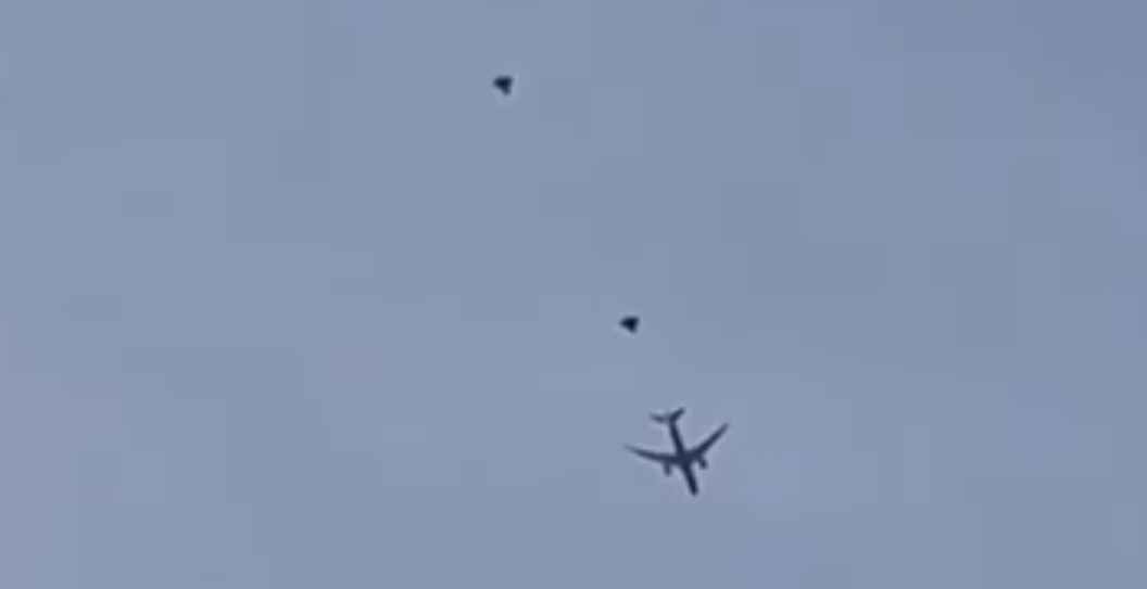American Airlines Flight Jets Bomb Threat