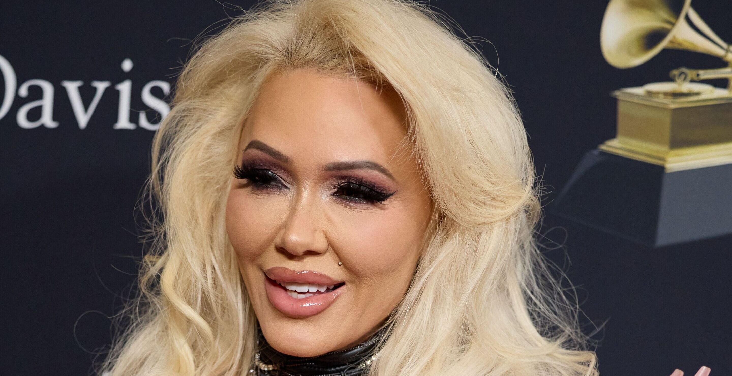 Bunnie XO Remembers The Loss Of Friend Who Died From Cancer 9 Years Ago