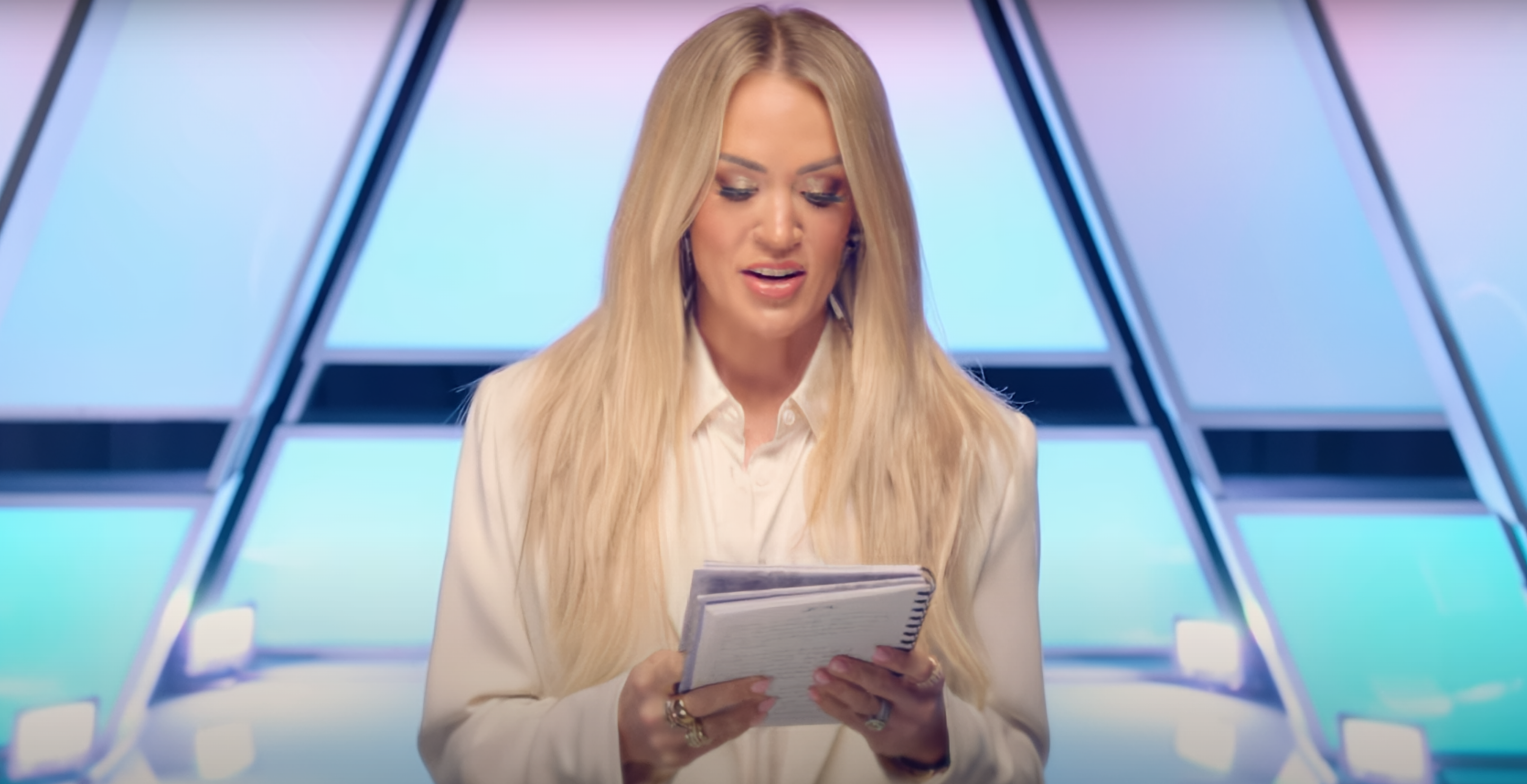 Carrie Underwood Reads From Her Journal When She Was On 'American Idol'