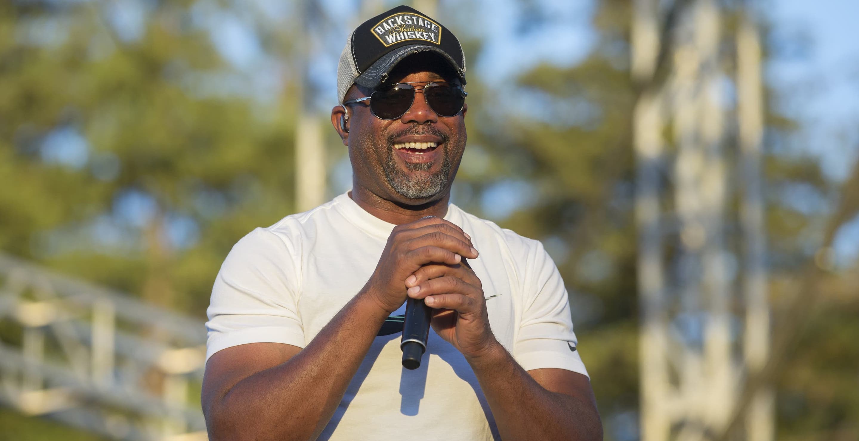 Darius Rucker Reveals That He Doesn't Live in The U.S. Anymore