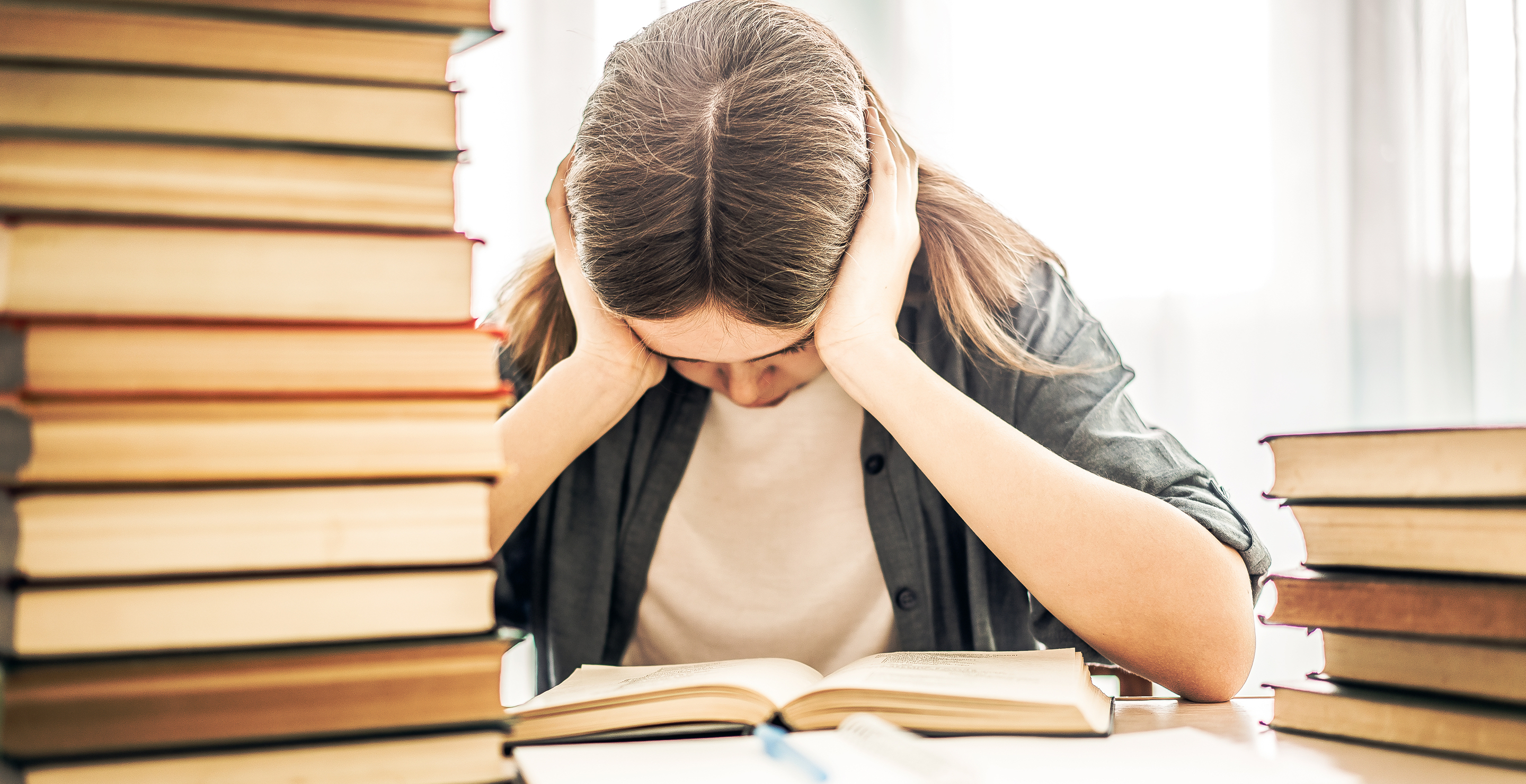Graduate Sues High School After Graduating Despite Not Knowing How To Read Or Write