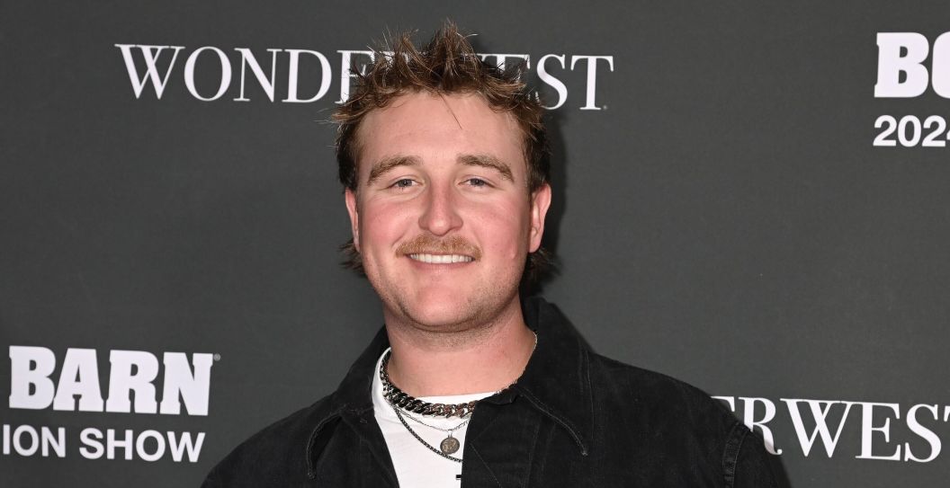 Infamous Oil Money Singer Performs At CRS To The Disappointment Of Everyone