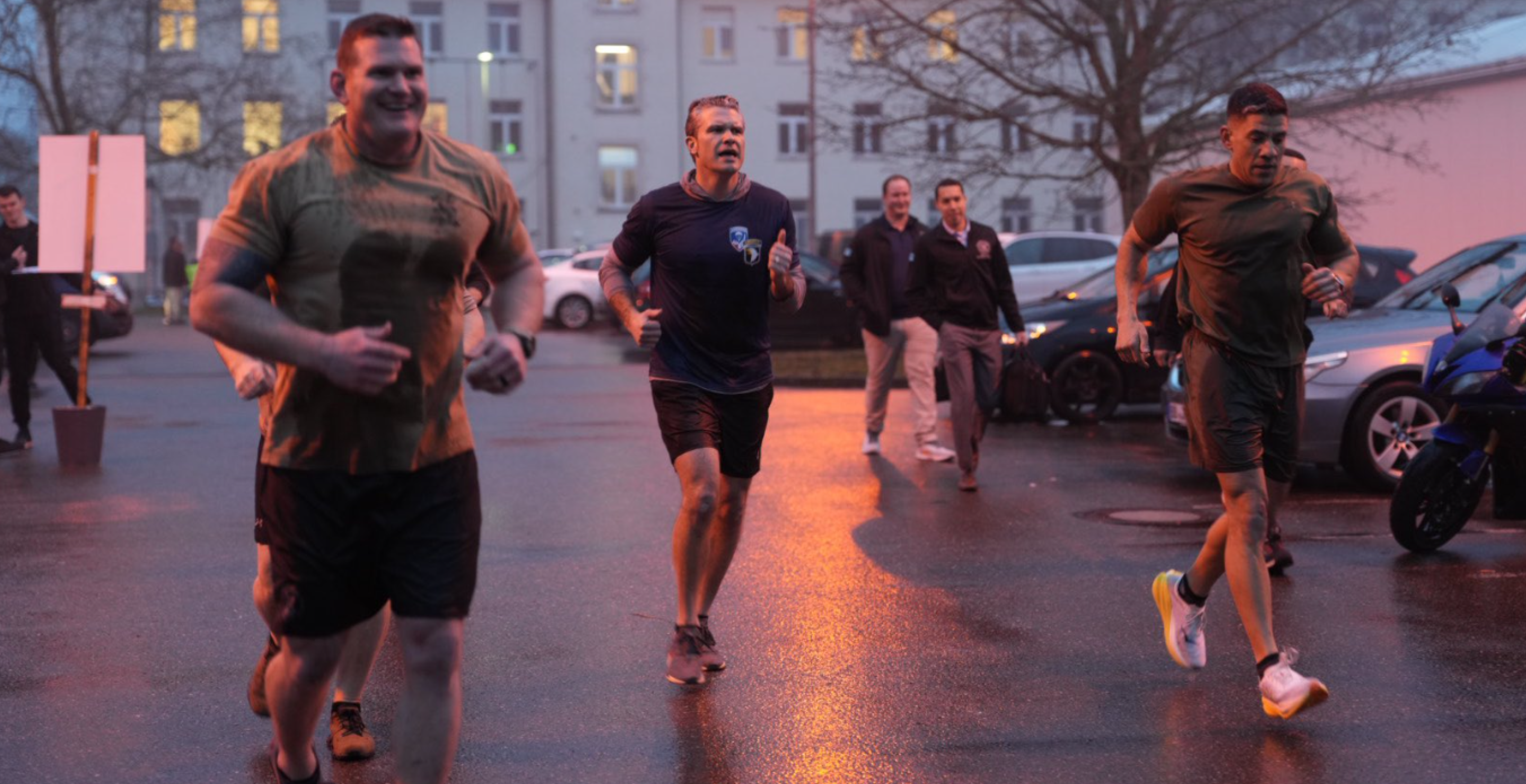 Internet Is Having A Field Day Over Special Forces Operator Built Like The Hulk