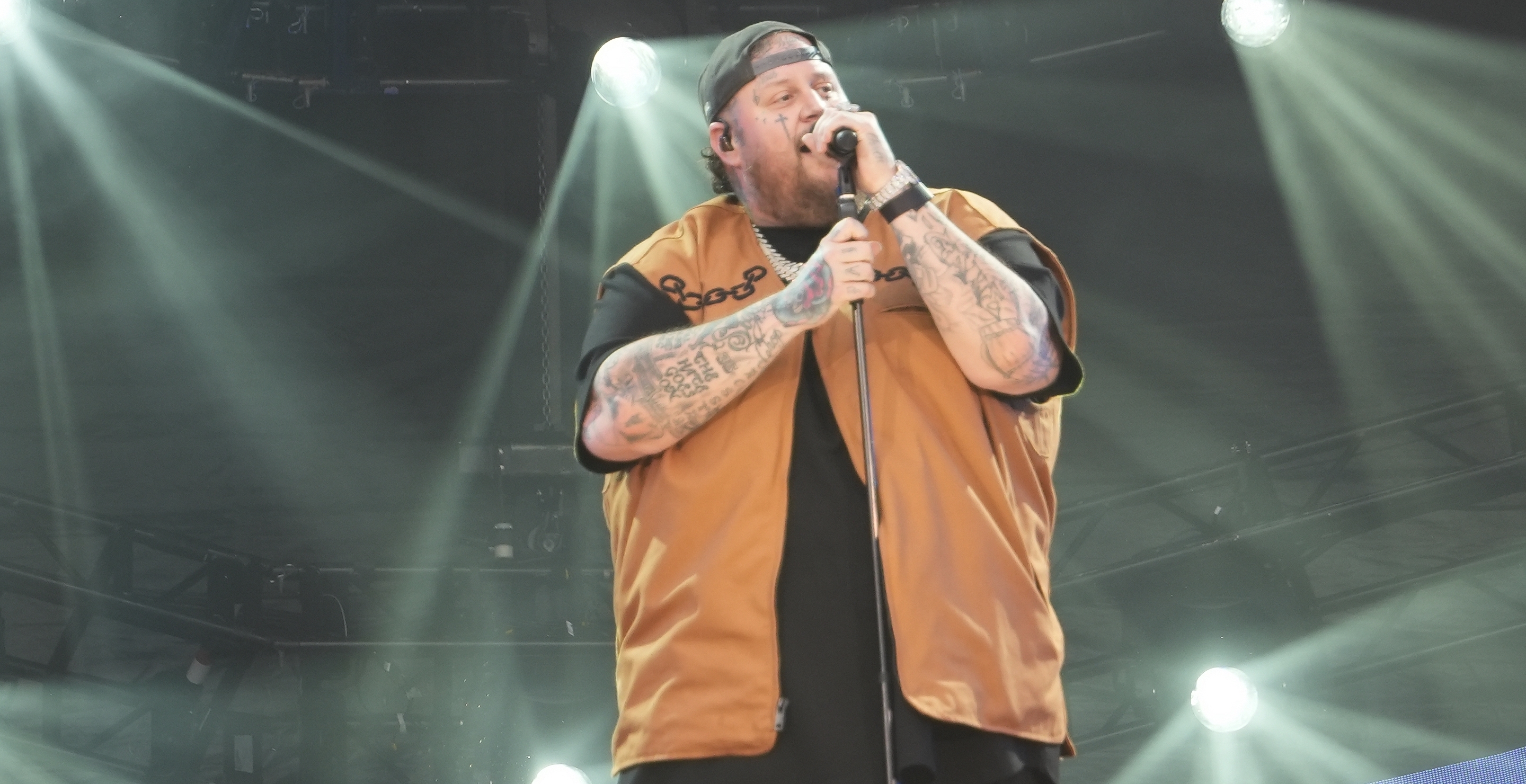 Jelly Roll Gets Candid About How He Uses His Music To Spread Faith In God