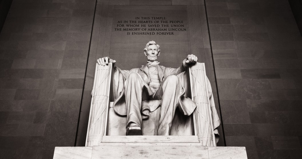 Lincoln Memorial Is Hiding A Secret
