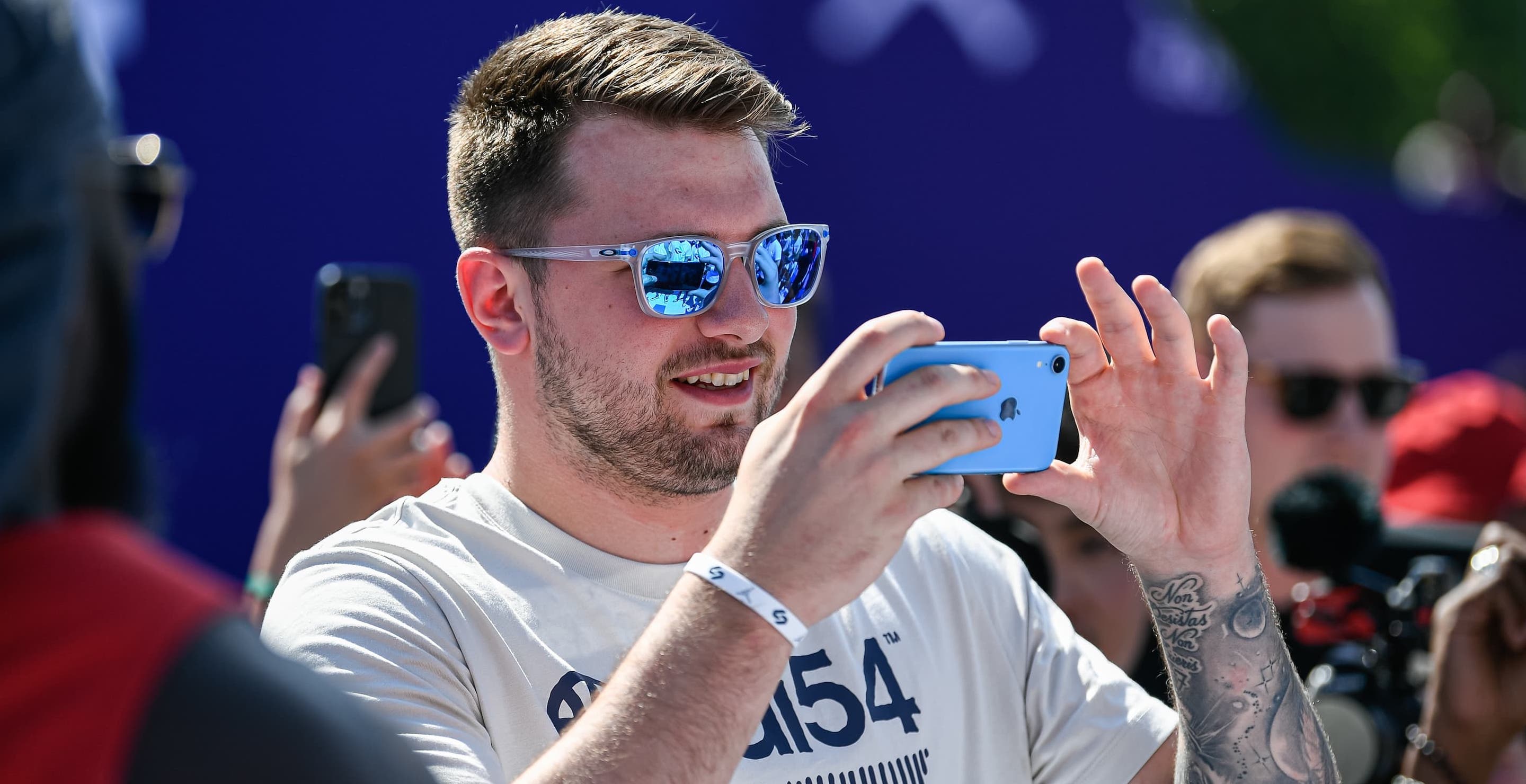 Mavericks Fans Hold Mock Funeral After Luka Doncic Trade