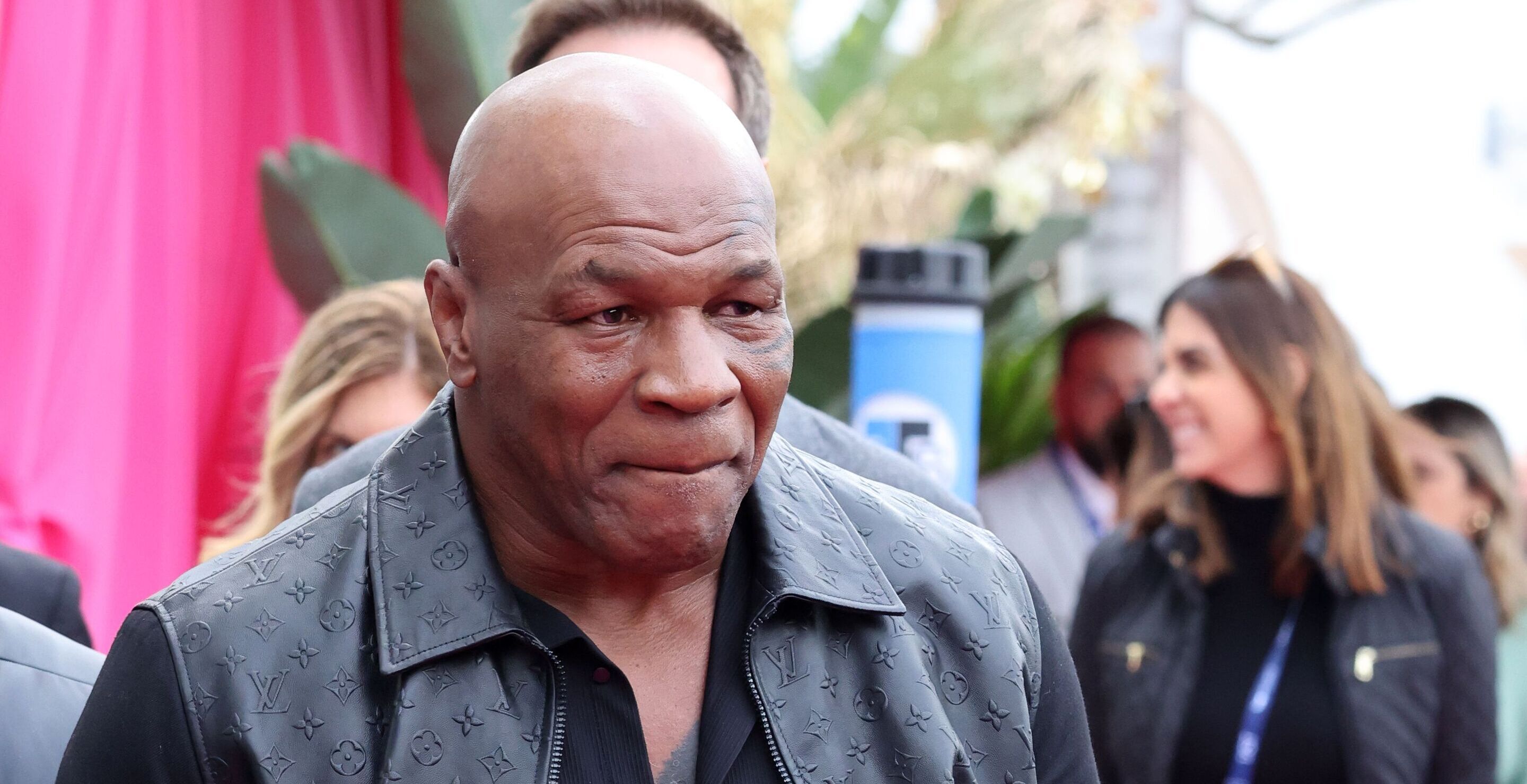 Mike Tyson Feared That He'd Get Sued If He Didn't Fight Jake Paul (1)