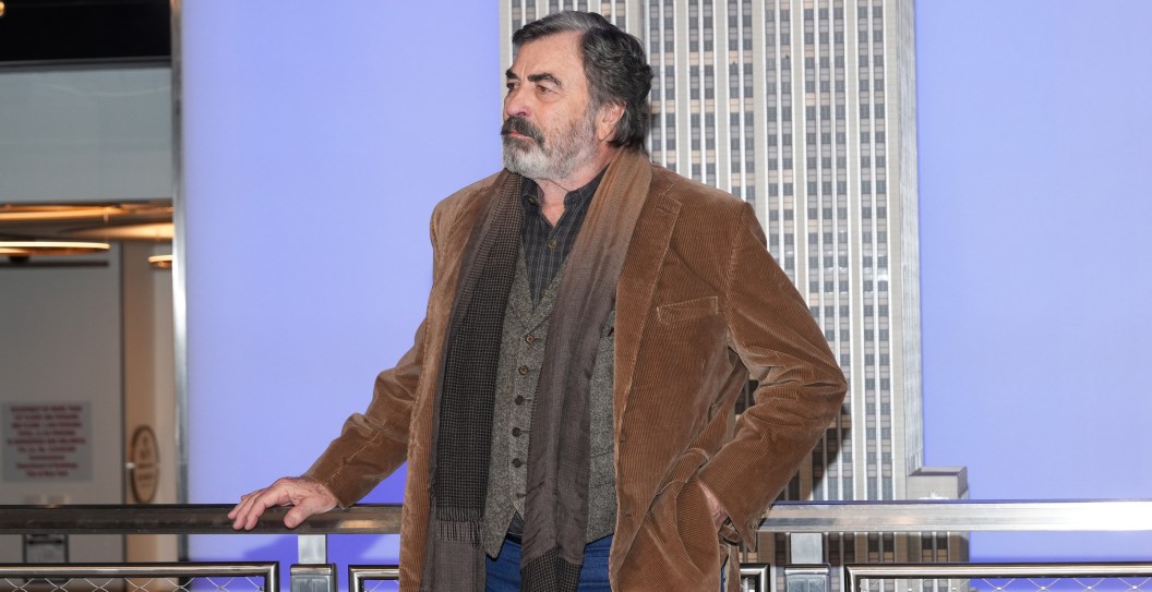 Photo Of Lonely Tom Selleck Eating Fast Food On 80th Birthday Goes Viral