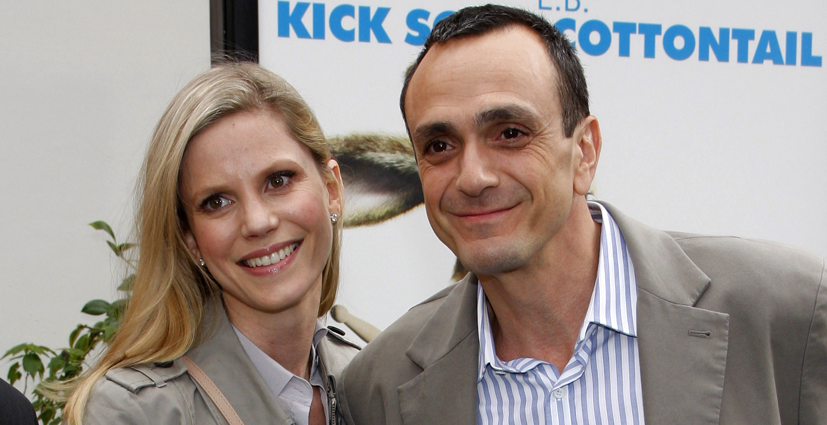'Simpsons' Voice Actor Hank Azaria Fears AI Will Take His Job