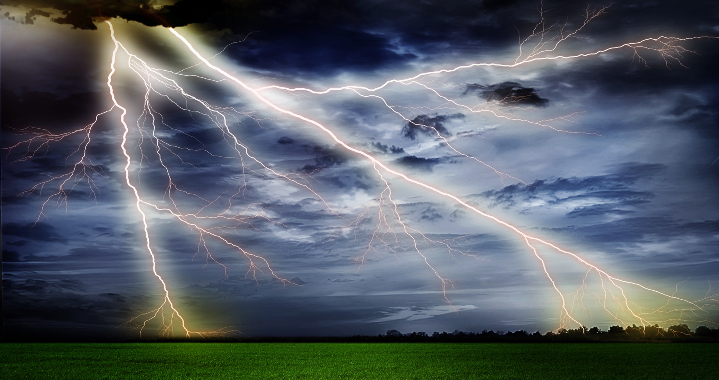 four soccer players struck and killed by lightning