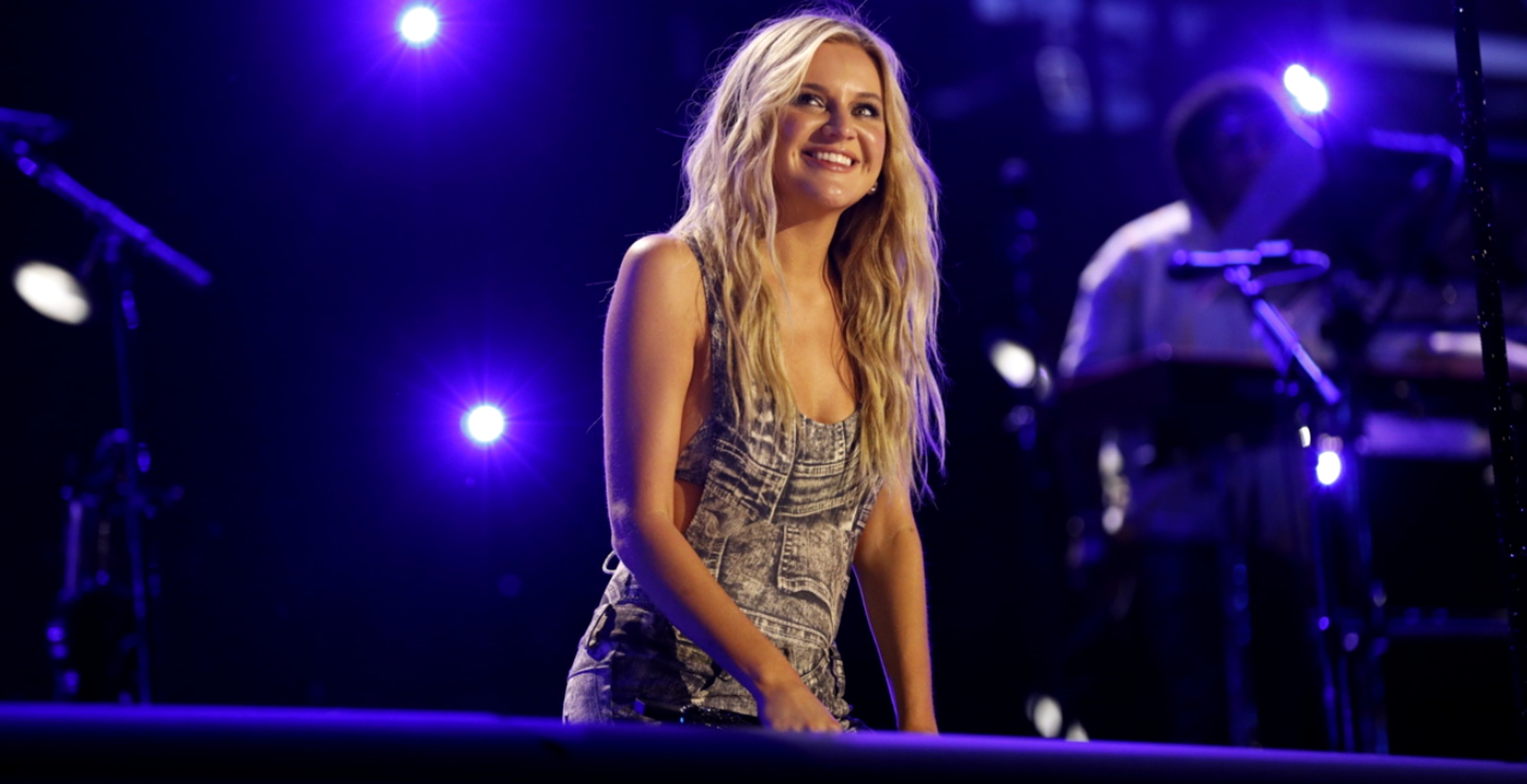 Kelsea Ballerini Has A Full Heart and Empty Tank As She Wraps Up First Half Of Headlining Tour