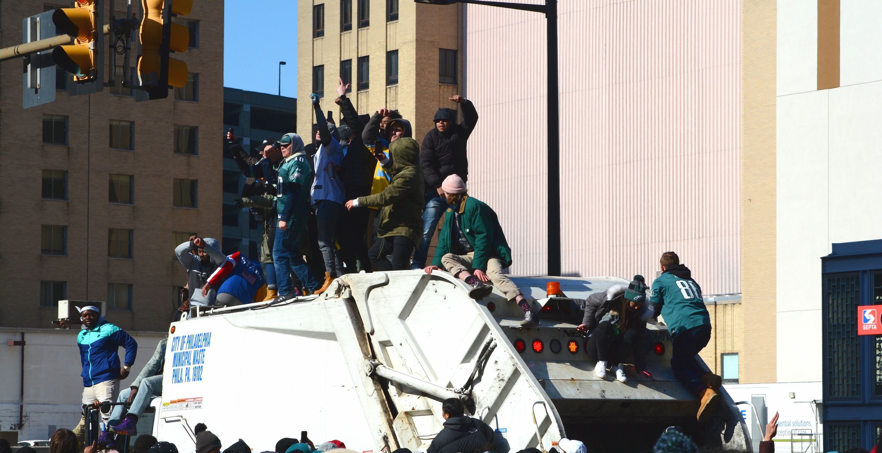 Rioting In Philadelphia As Super Bowl Celebration Turns Violent And Things Get Out Of Hand