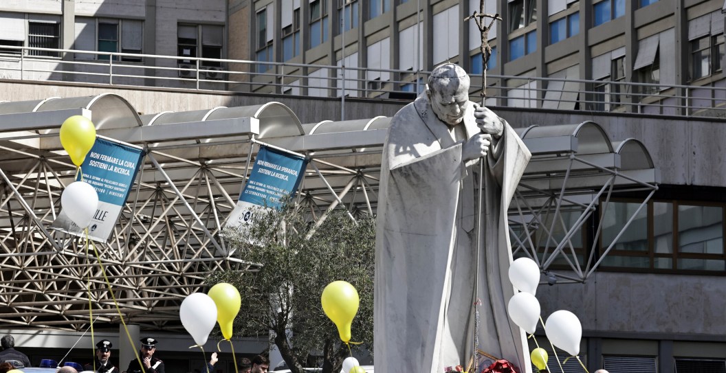 First Image Of Pope Francis Since Health Woes Surfaces