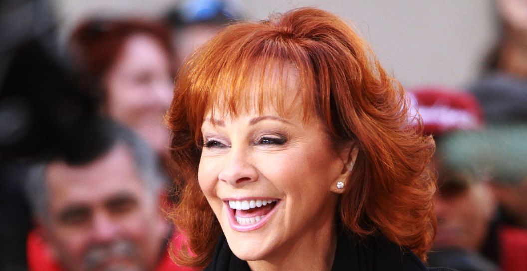 Group Goes Viral For Dressing Up As Reba For Concert