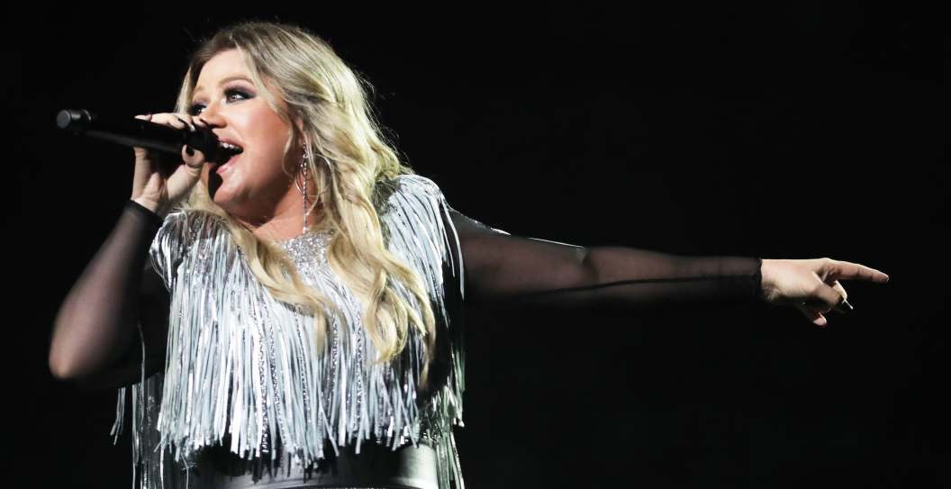 Kelly Clarkson Reportedly Wants Big Pay Raise for Her Talk Show