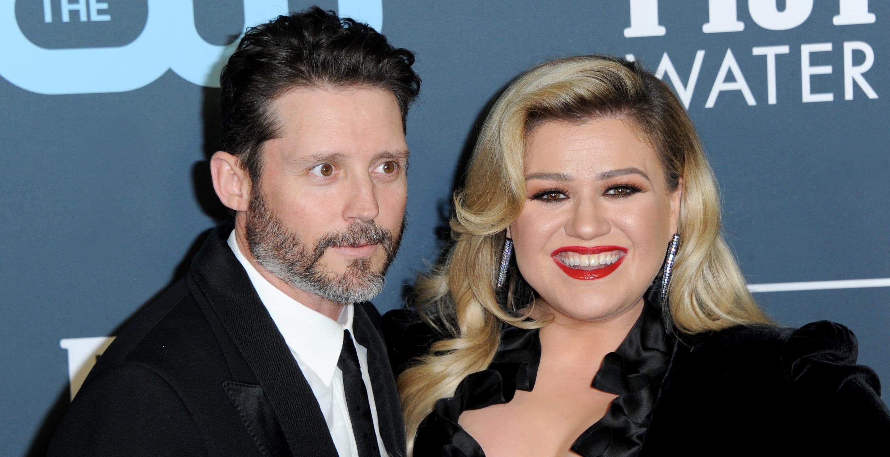 Kelly Clarkson Reveals What's It Really Like To Co-Parent With Ex