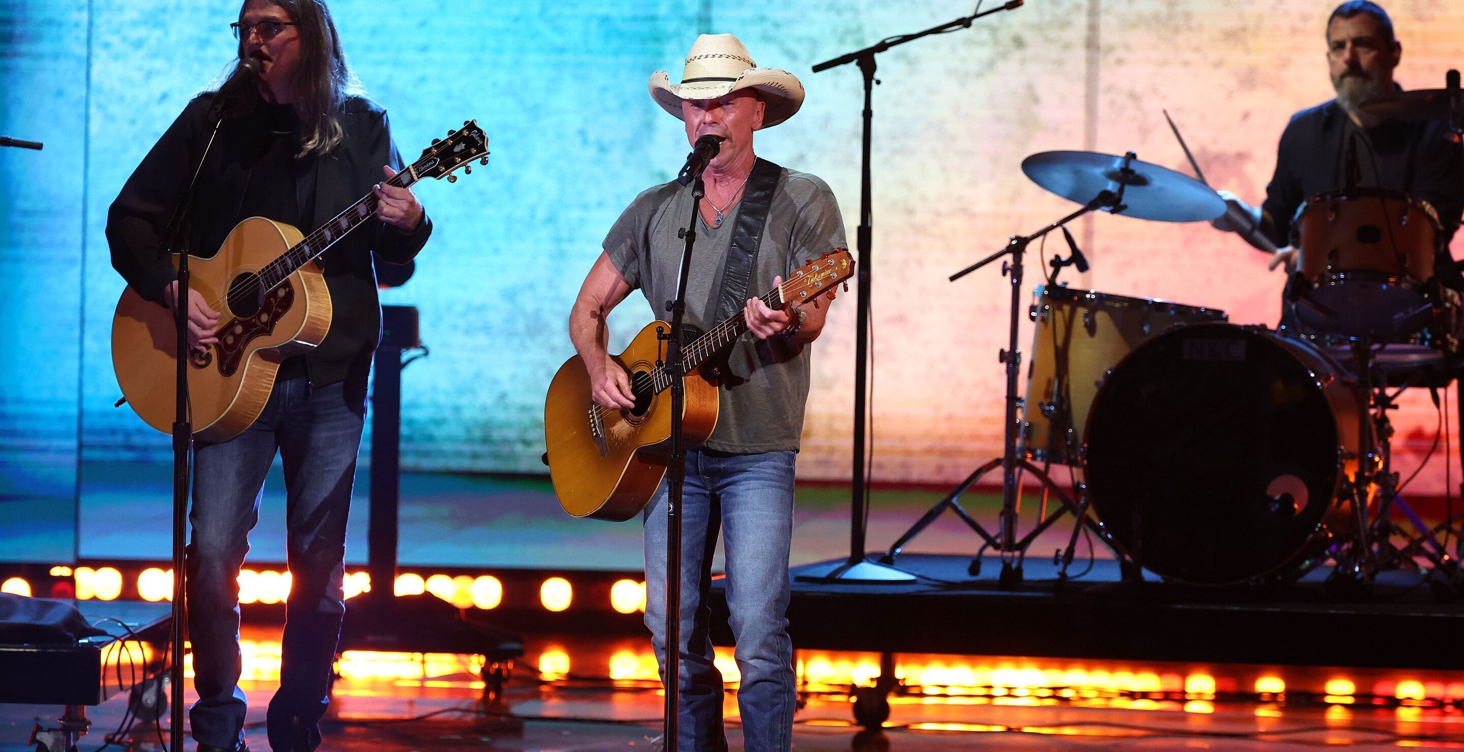 Kenny Chesney Put On Showstopper IHeartRadio Music Awards Performance That Was One Of His Best In Years