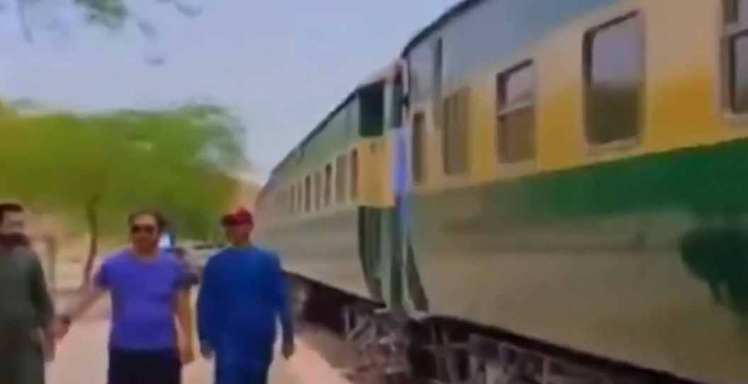 Pakistan Train