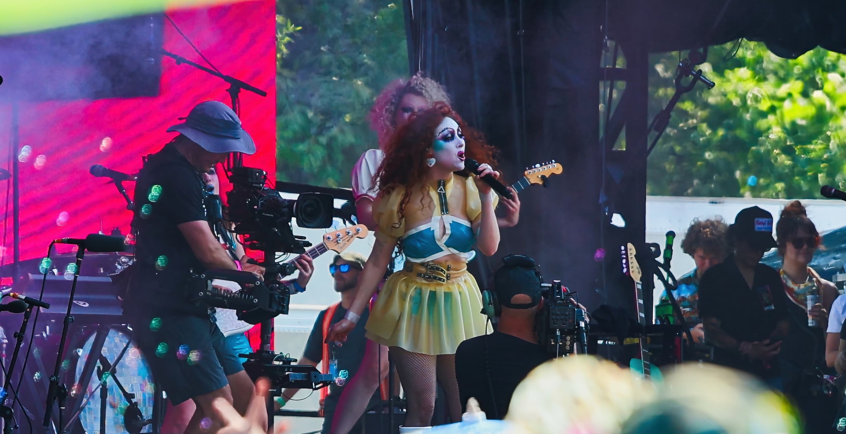 The Surprising Country Singer Chappell Roan Says She Listens To While Driving Around Hollywood