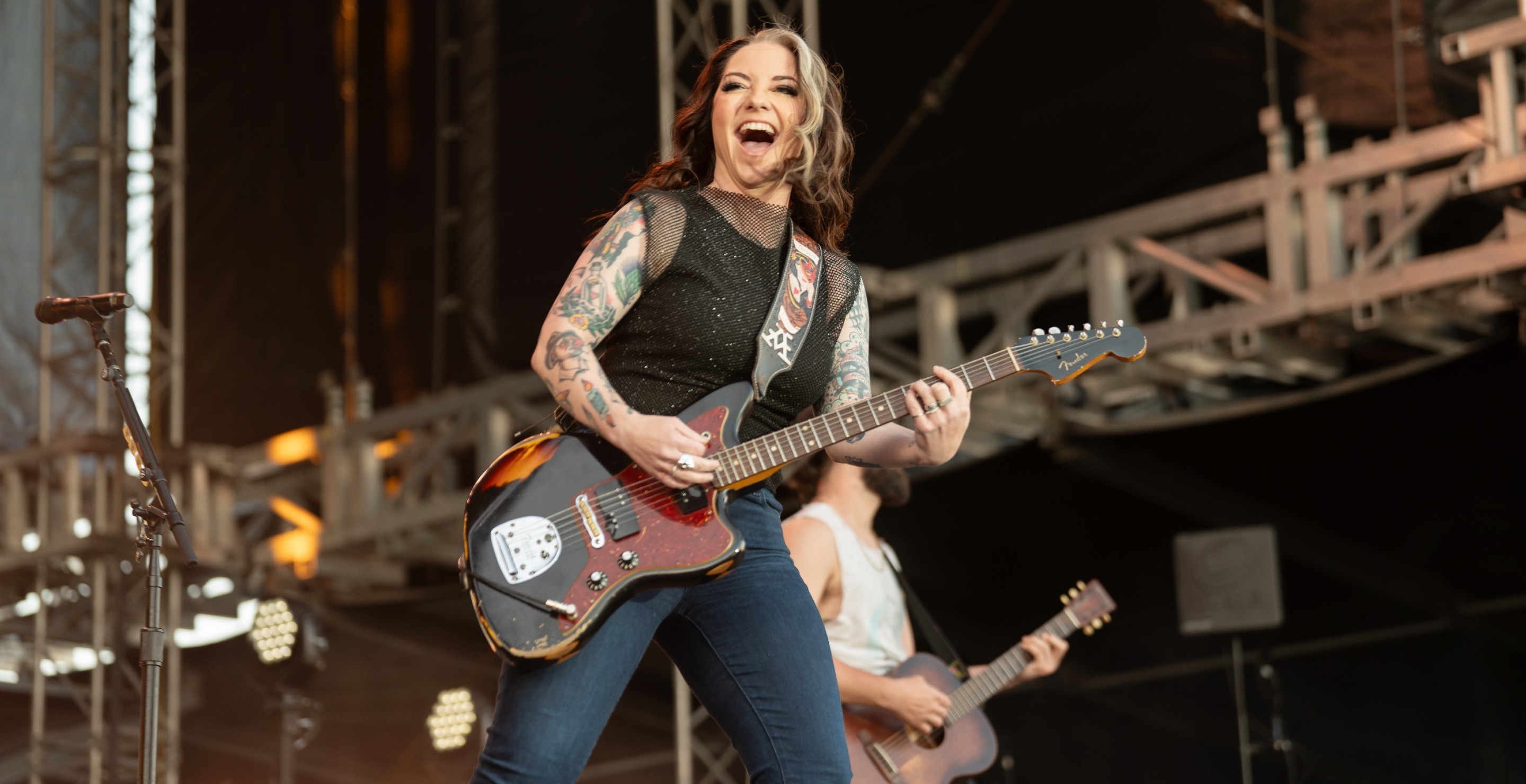 Ashley McBryde Celebrates Sobriety Milestone On Social Media