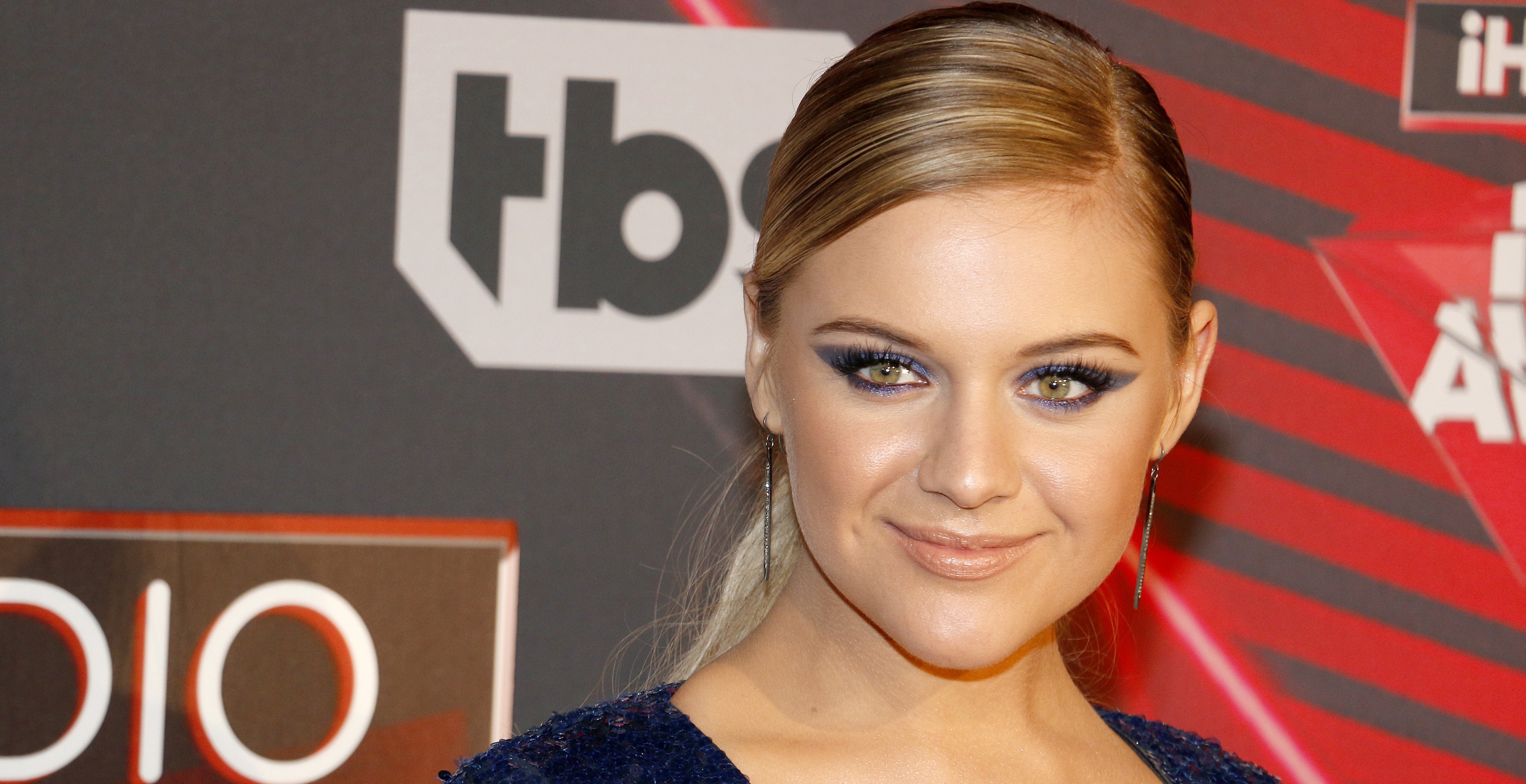 Kelsea Ballerini Tried To Cancel Concert Without Telling Fans, Now They're Angry