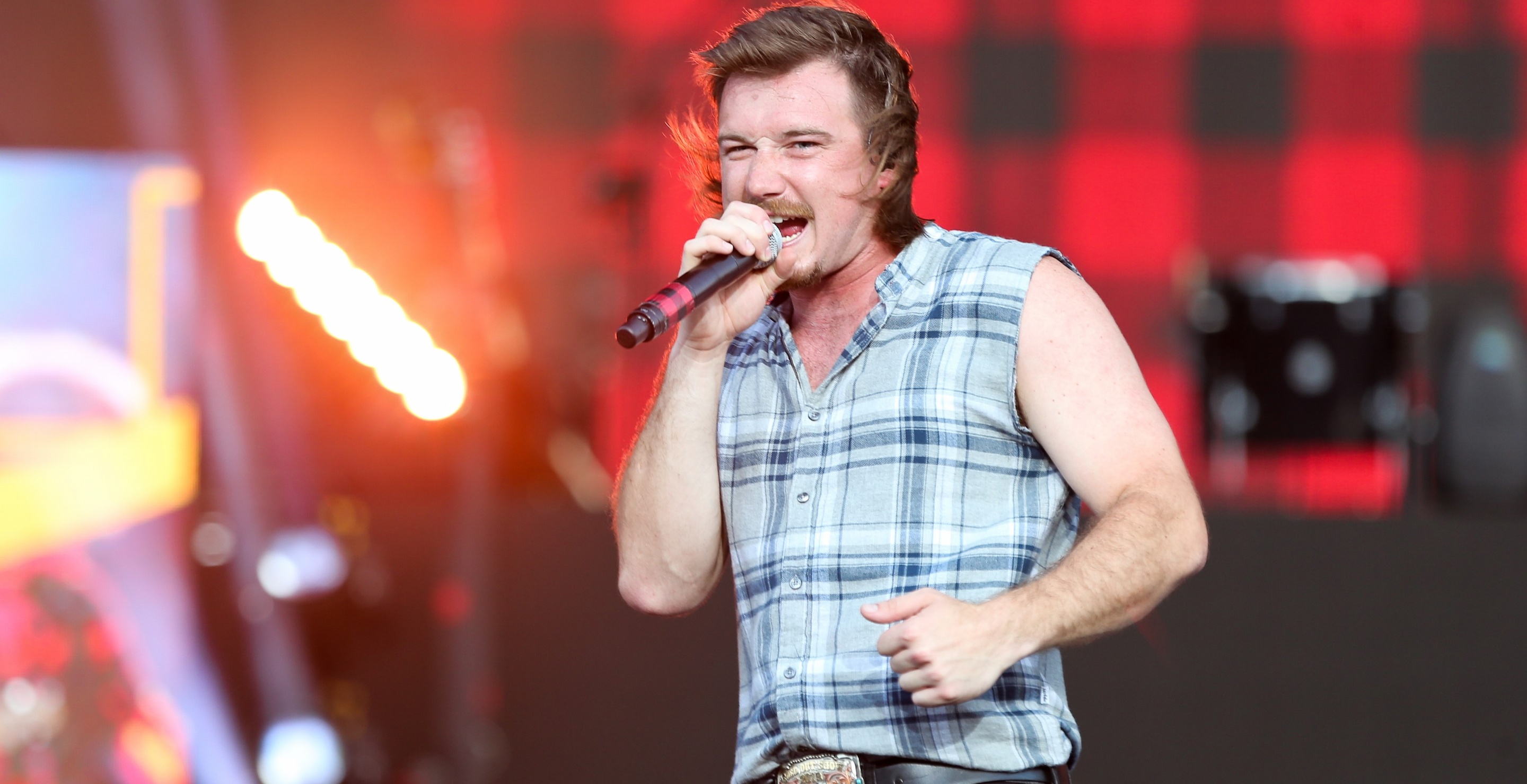 'SNL' Writer Lampoons Morgan Wallen Controversy With Hilarious Krispy Kreme Photo
