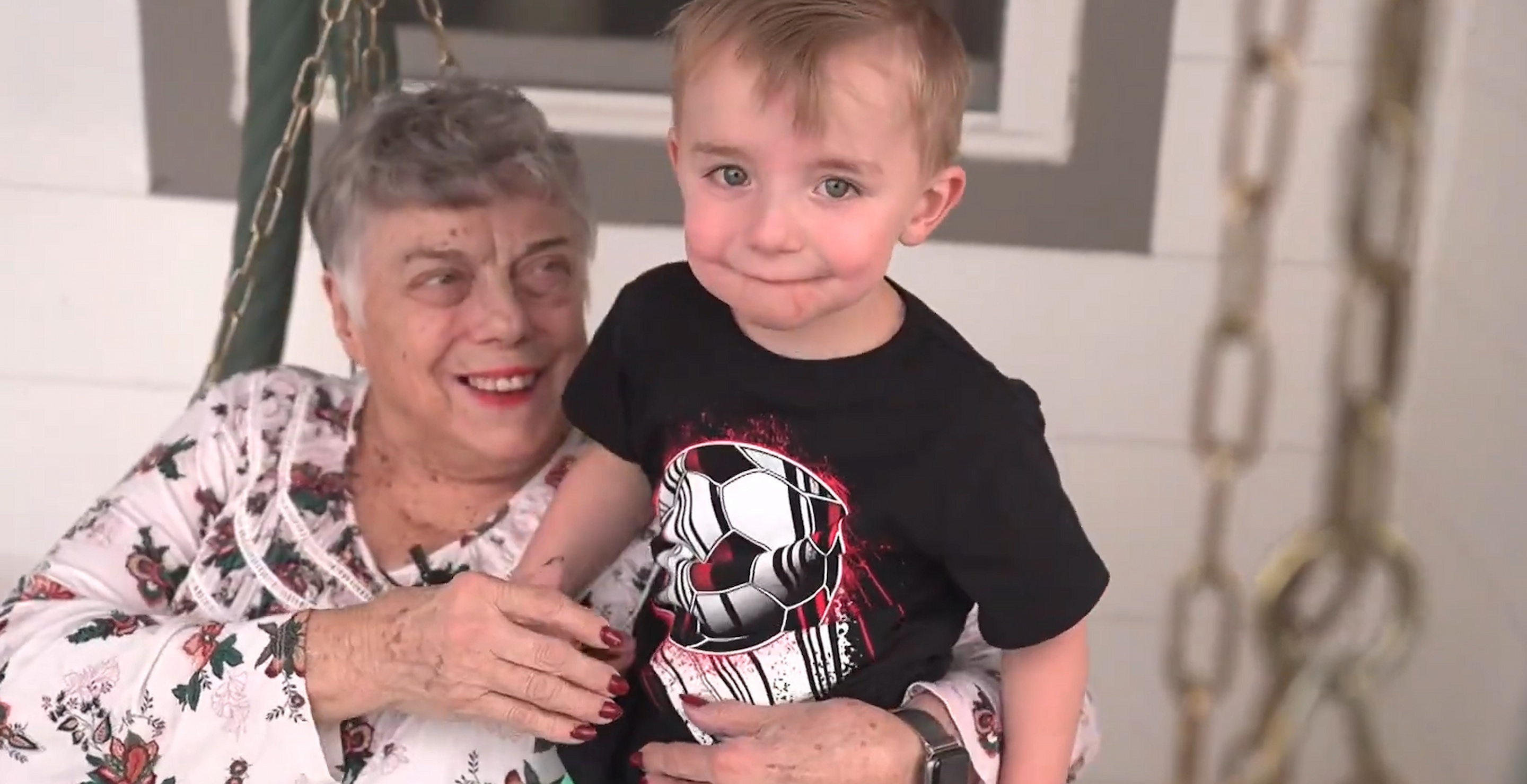 Toddler Saves Great-Grandma’s Life After She Suffers Nasty Fall
