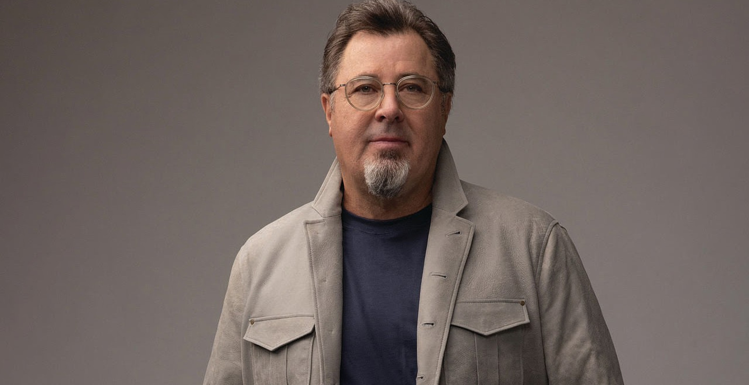 Vince Gill Talks About Crossing Paths With Taylor Swift, Shares Honest Thoughts About Her At NFL Games