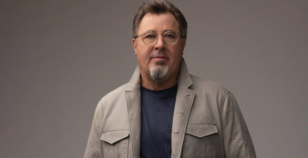 Vince Gill Talks About Crossing Paths With Taylor Swift, Shares Honest Thoughts About Her At NFL Games
