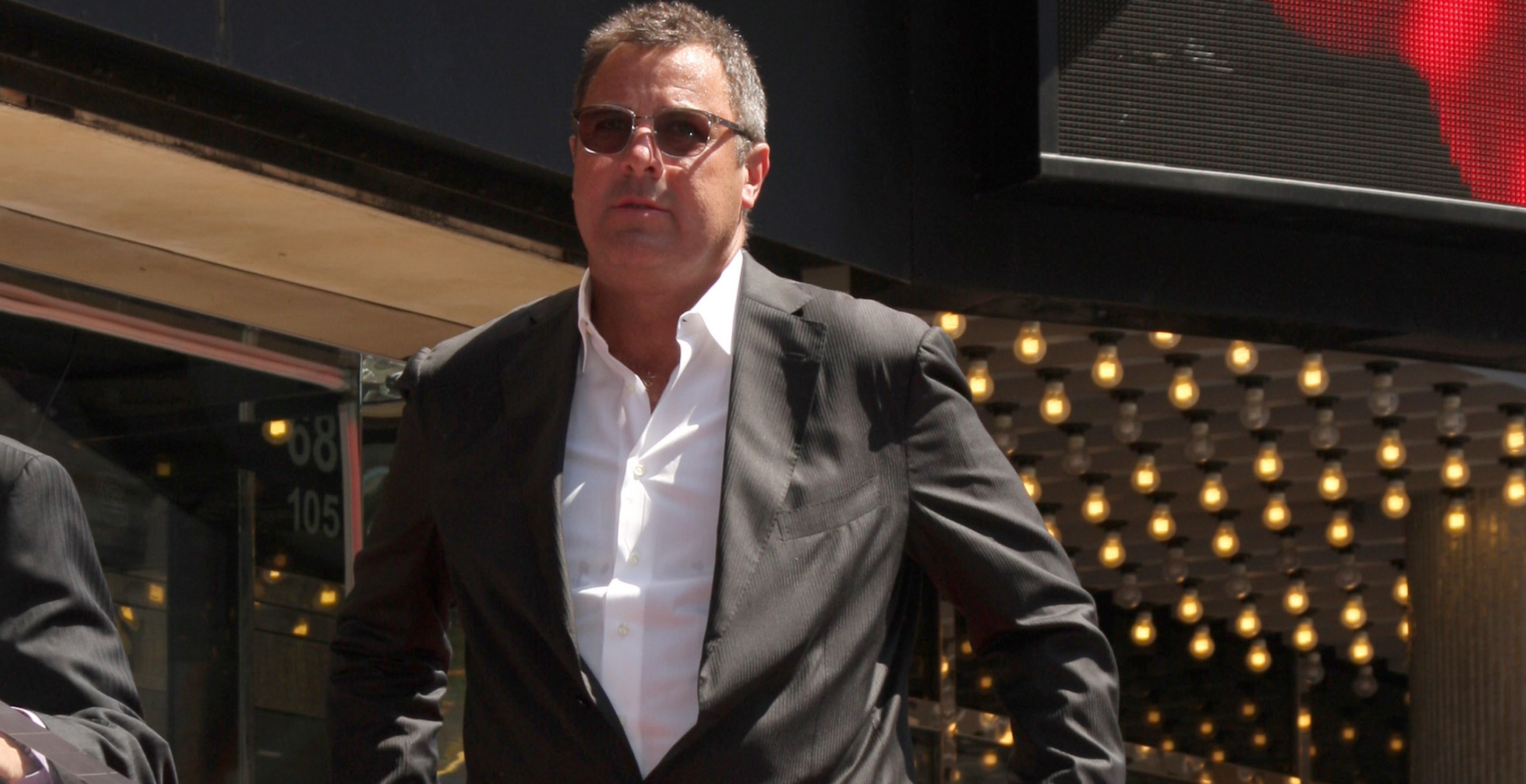 Vince Gill Reveals How He Once Won Over A Stubborn Radio Promoter