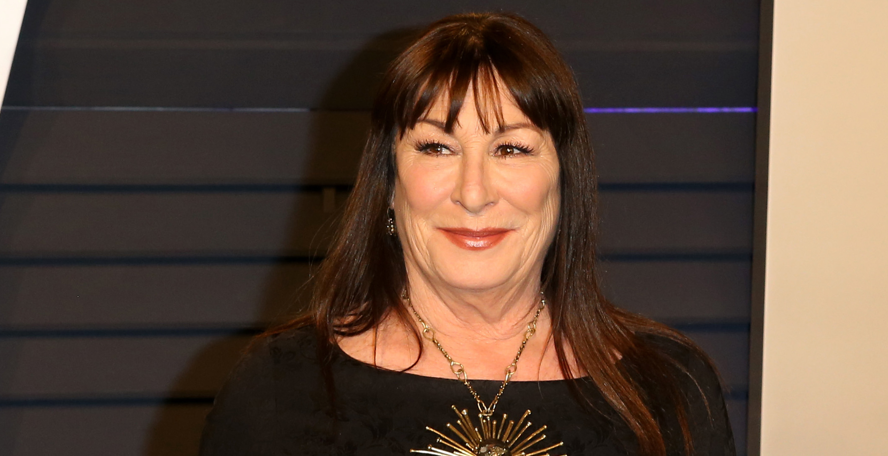 Anjelica Huston Gets Candid About Secret Cancer Battle