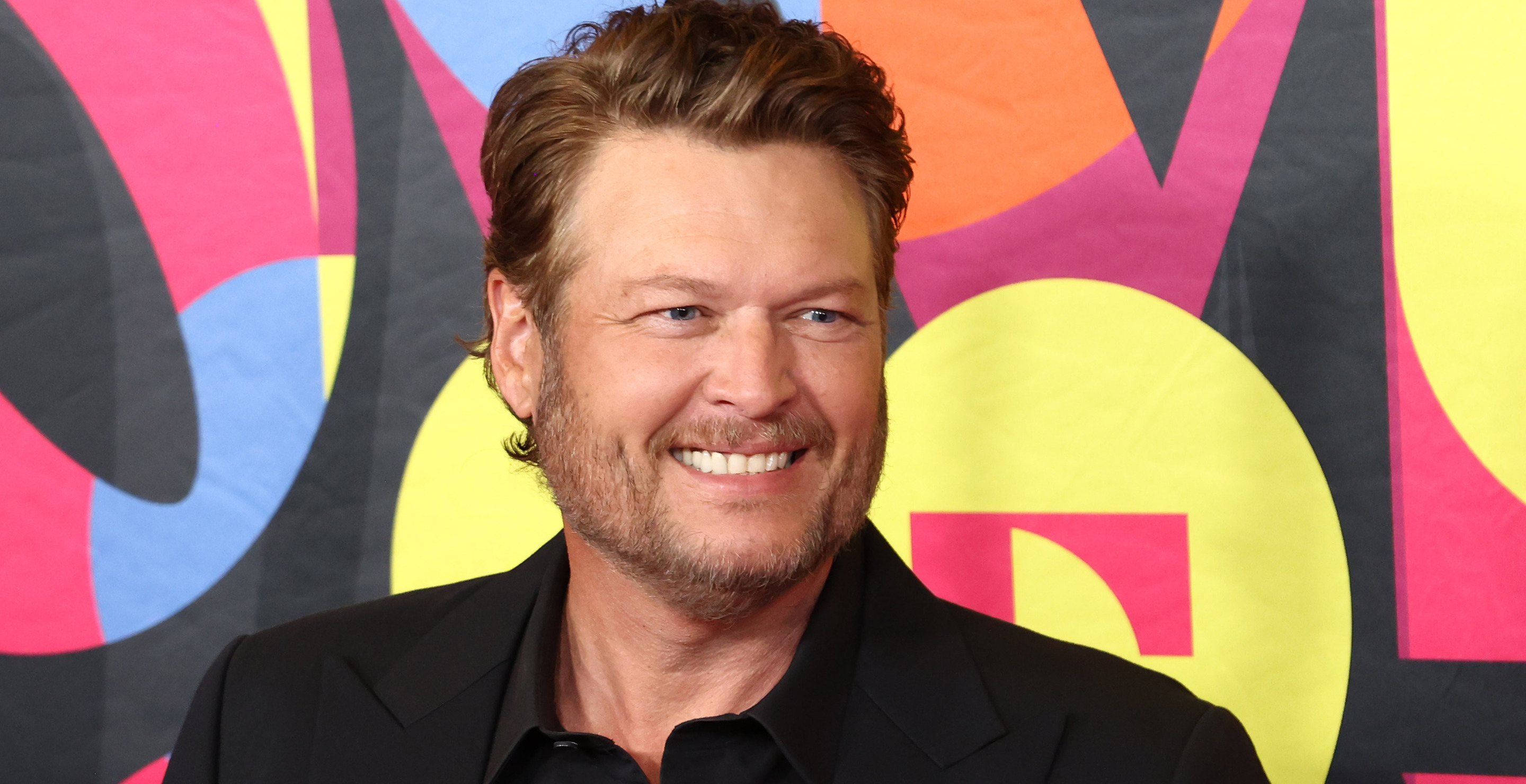 Blake Shelton Crashes Drake Milligan's Set To Sing Some George Strait Together