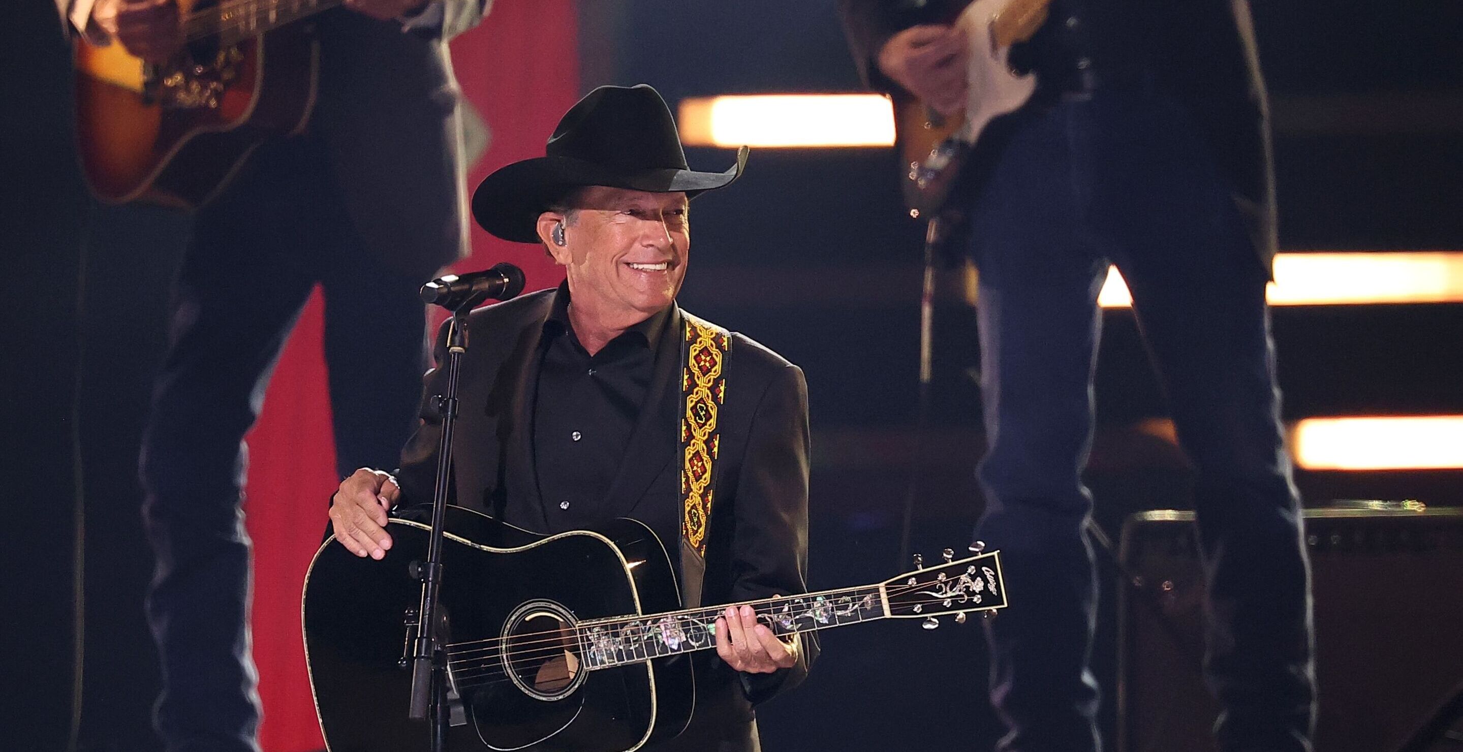 Dairy Queen Worker Was In For Surprise Of A Life Time — George Strait At Her Drive-Thru