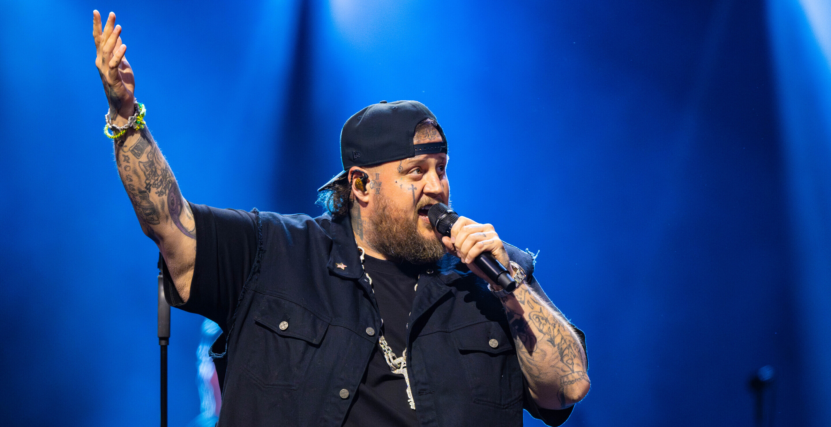 Expert Weighs In On Jelly Roll's Use Of Saunas For His Weight Loss Journey