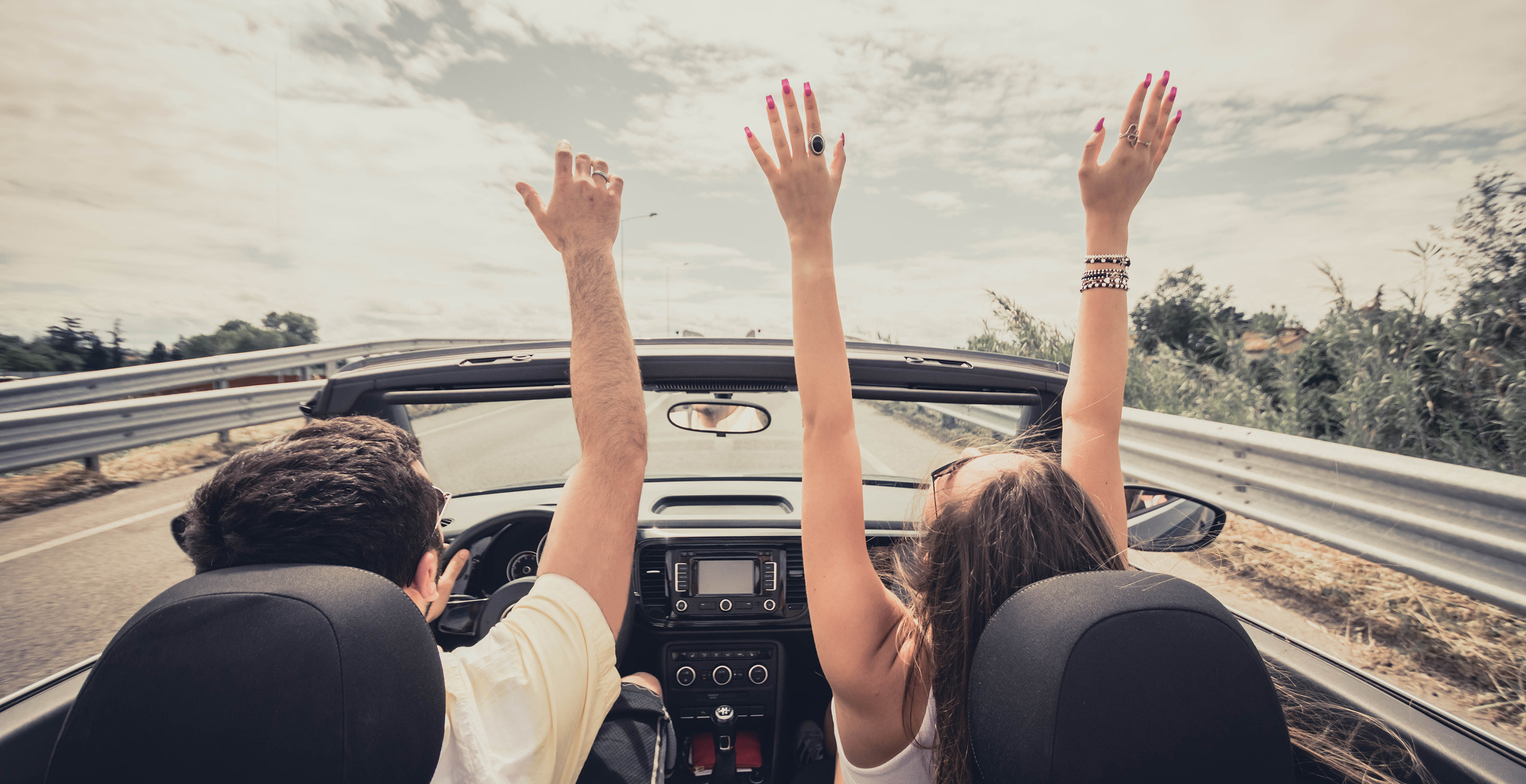 Going On A Road Trip Here Are 5 Fan Favorite Country Songs For The Road