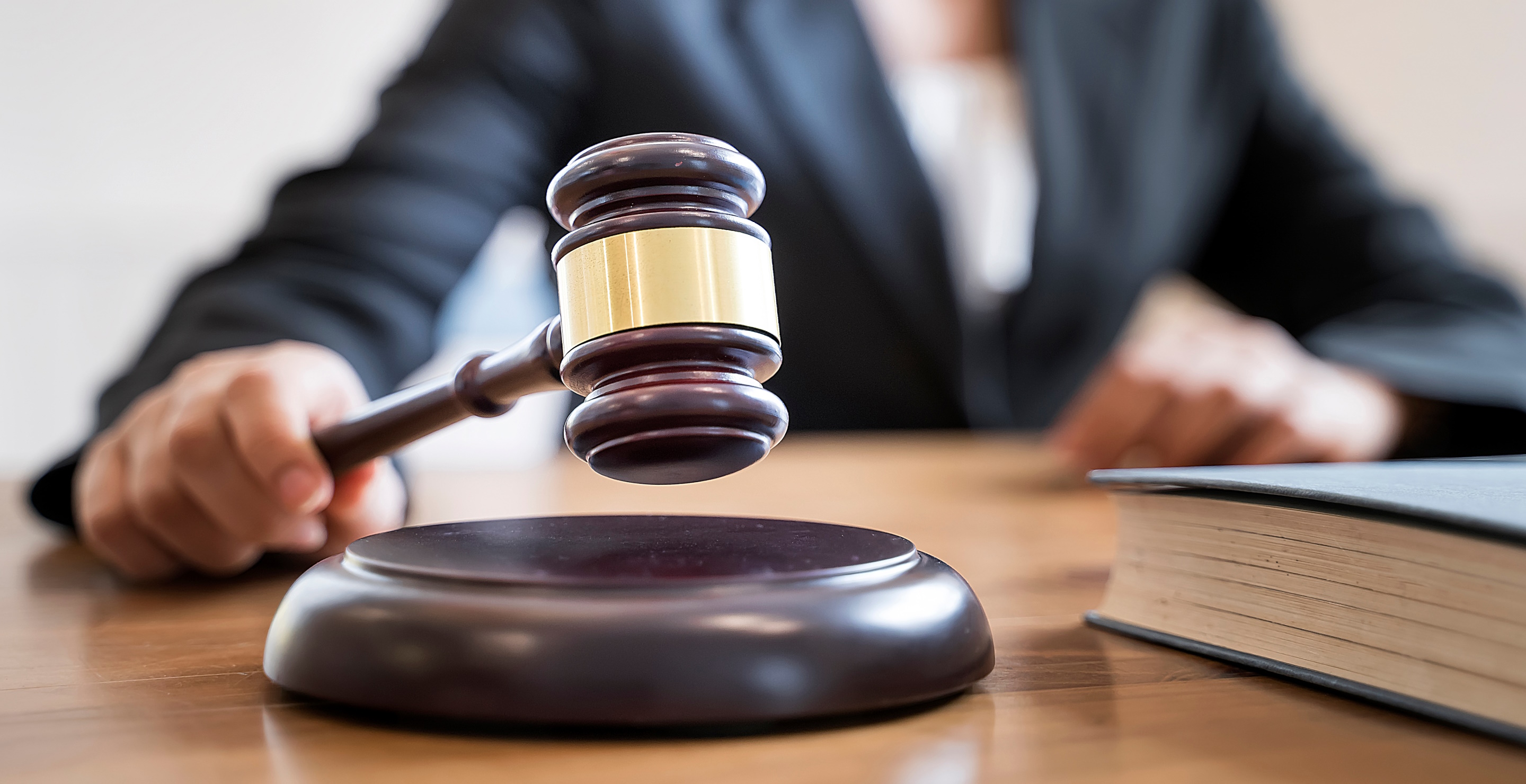 Parents Left Their 4 Children In Hot Car, Now They're Having Their Day In Court