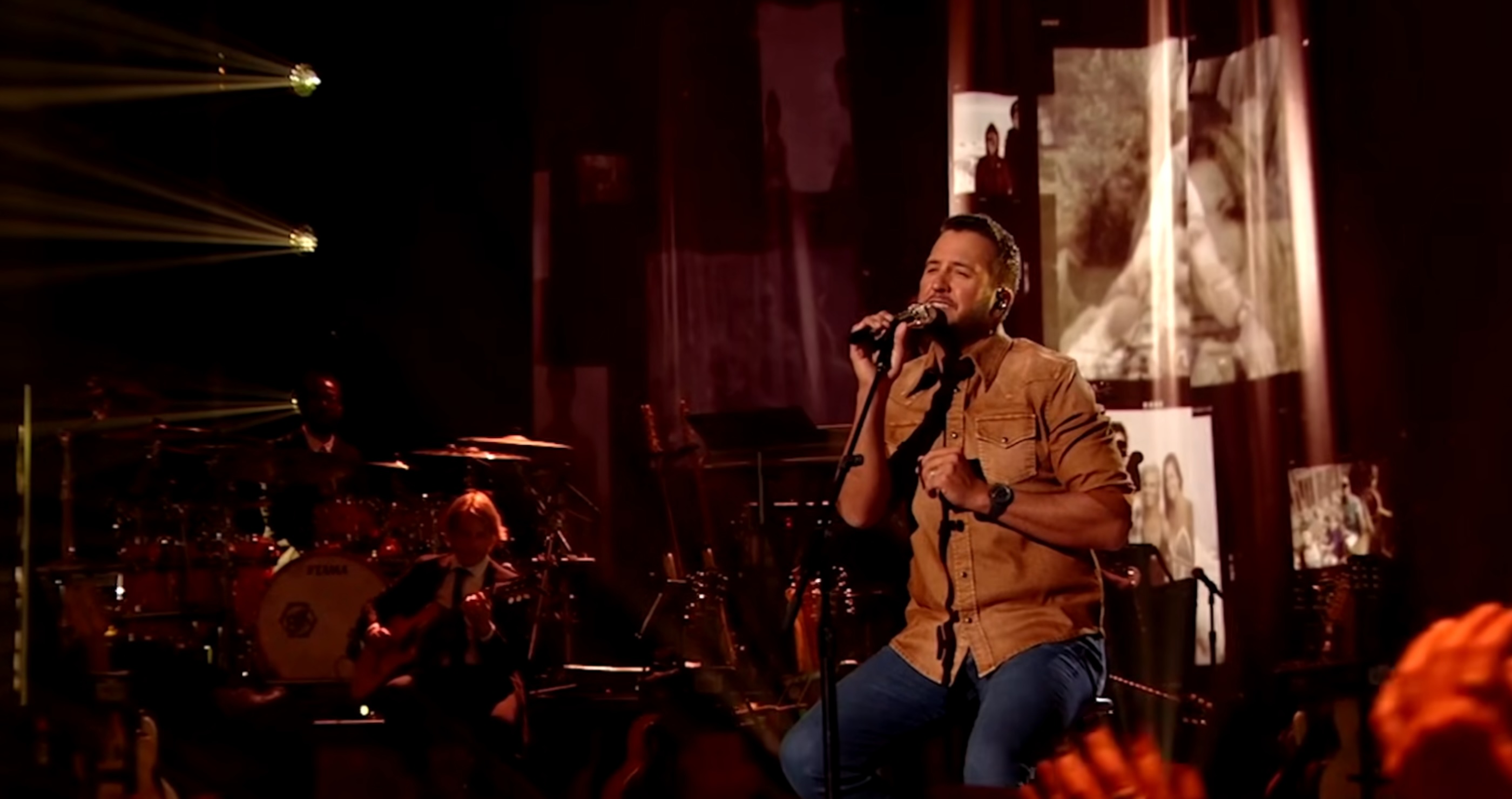 Luke Bryan Brings The Gospel During Latest 'American Idol' Easter Episode