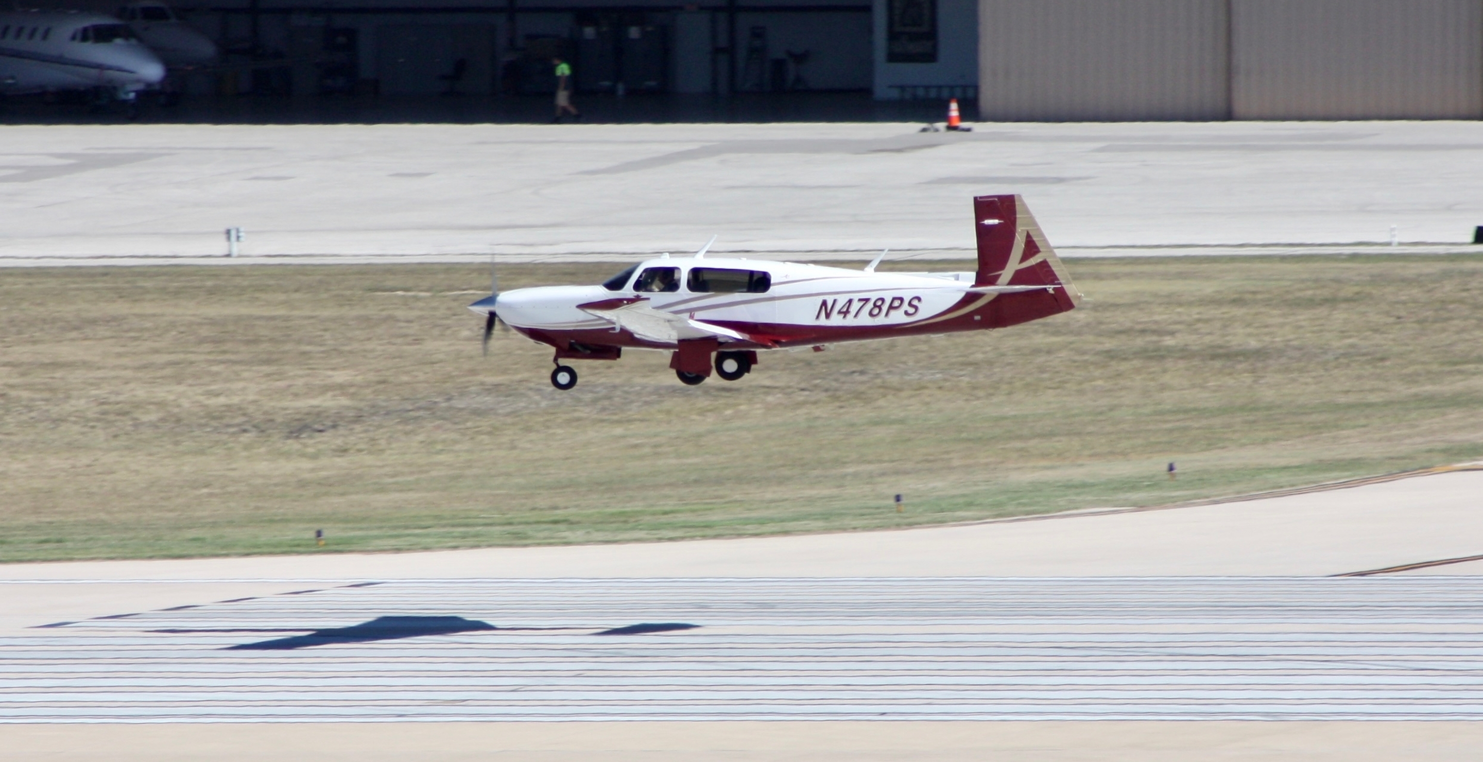 3 People Dead After Small Plane Crashes In Tennessee